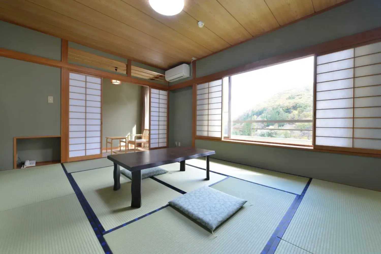 Standard Japanese-Style-Room with 10 Tatami mats - Indoor Bath - Non-Smoking in Ooedo Onsen Monogatari Shinshu Kakeyu Standard Japanese-Style-Room with 10 Tatami mats - Indoor Bath - Non-Smoking in Ooedo Onsen Monogatari Shinshu Kakeyu