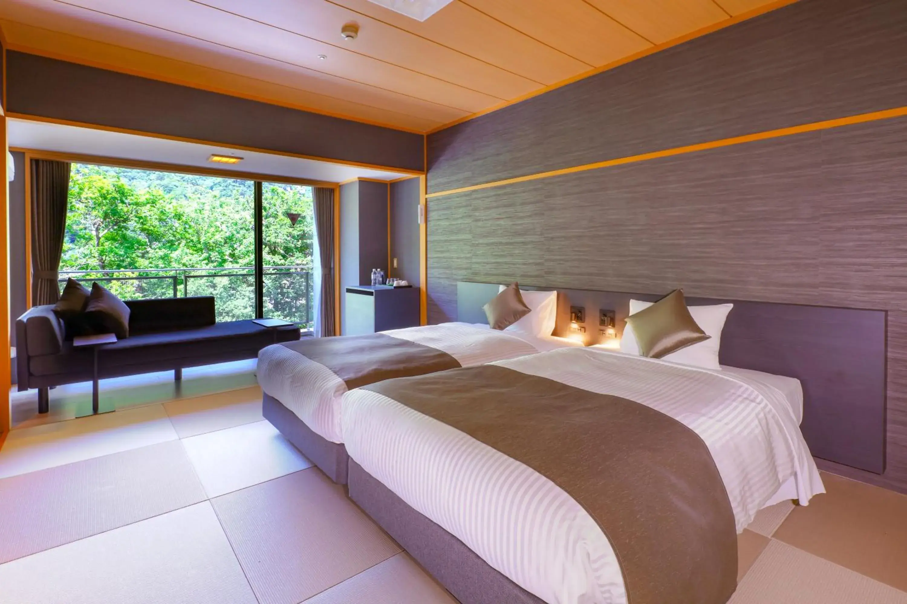 Family Room with Tatami Area - 17m2 - Non-Smoking - Shared Bathroom in TAOYA Nasu Shiobara Family Room with Tatami Area - 17m2 - Non-Smoking - Shared Bathroom in TAOYA Nasu Shiobara