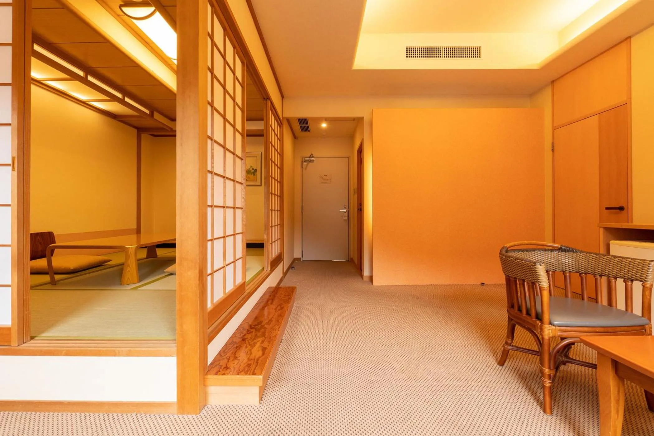 Photo of the whole room in Ooedo Onsen Monogatari Higashiyama Grand Hotel