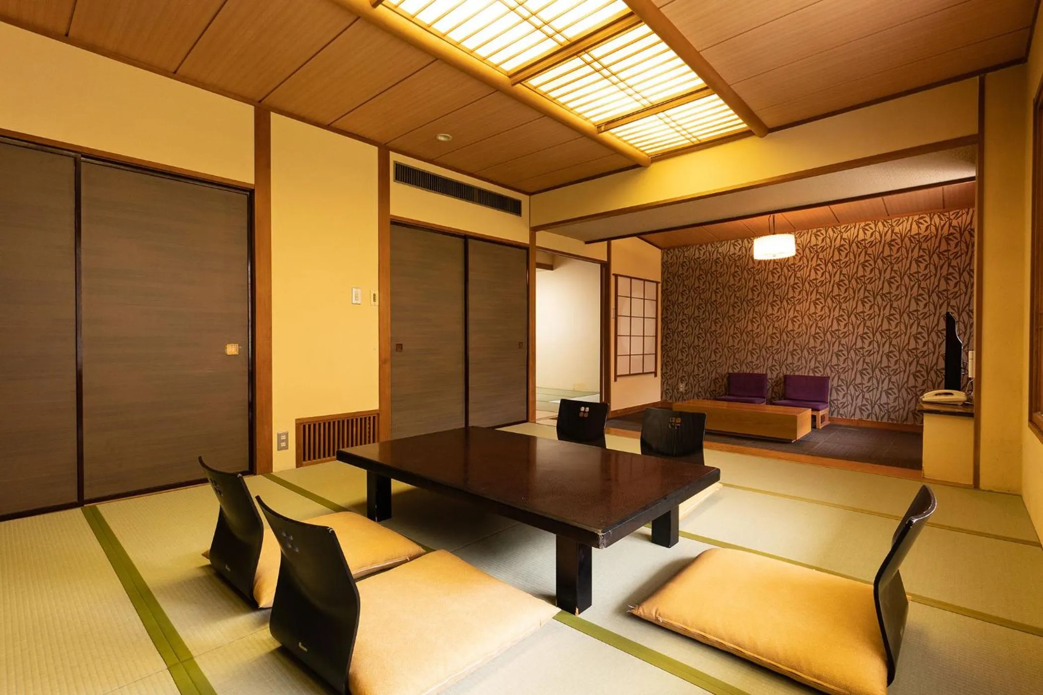 Photo of the whole room in Ooedo Onsen Monogatari Higashiyama Grand Hotel