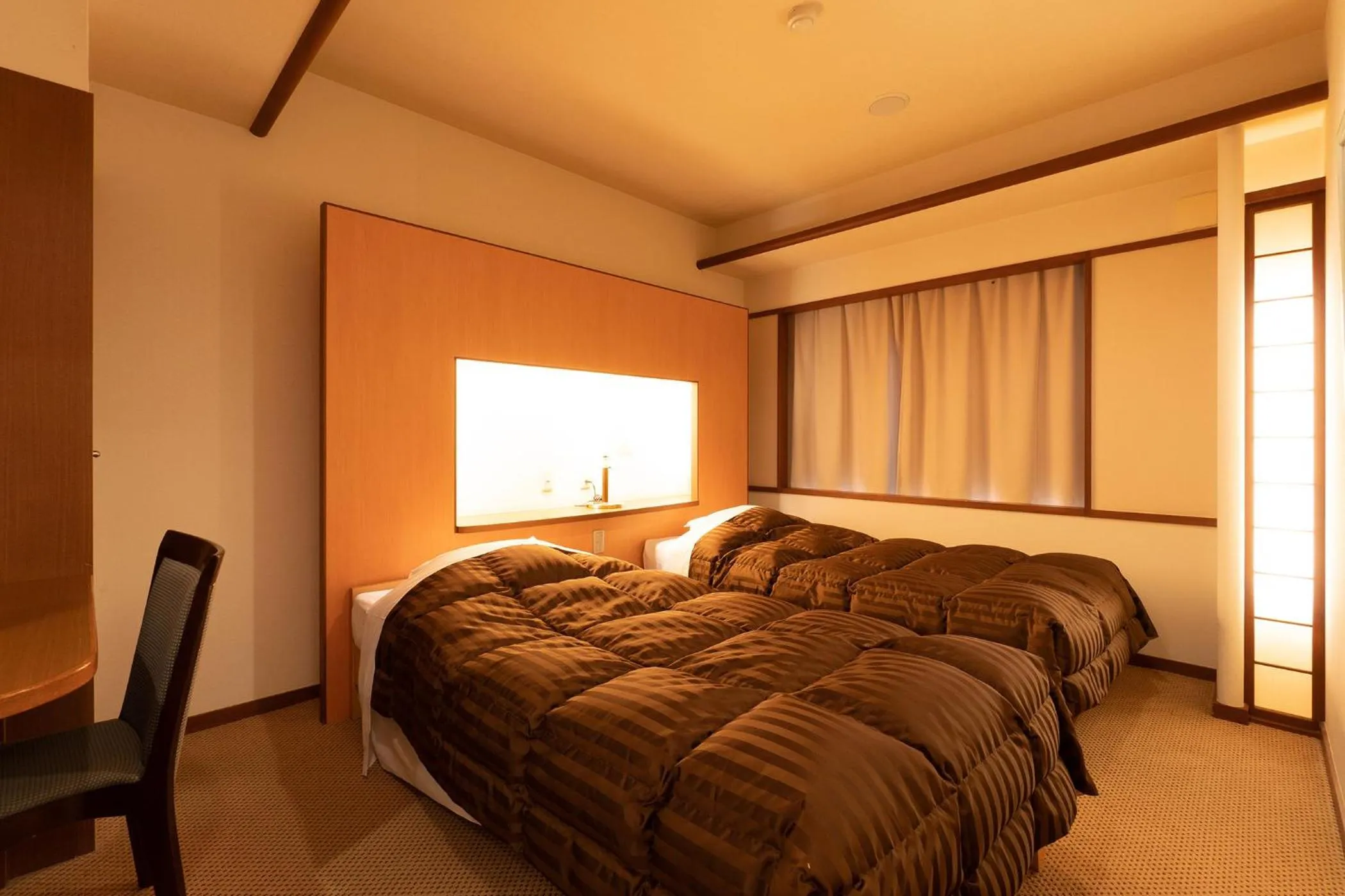 Photo of the whole room, Bed in Ooedo Onsen Monogatari Higashiyama Grand Hotel