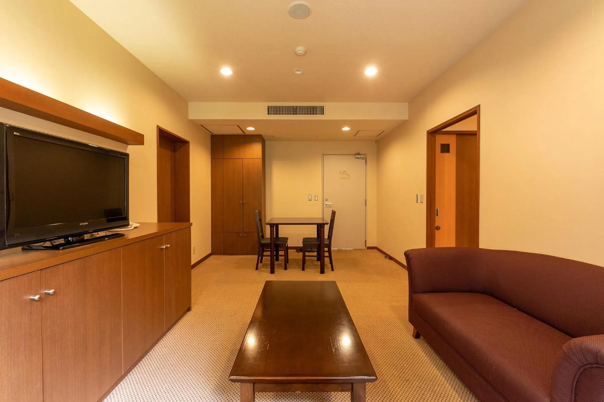 Photo of the whole room in Ooedo Onsen Monogatari Higashiyama Grand Hotel