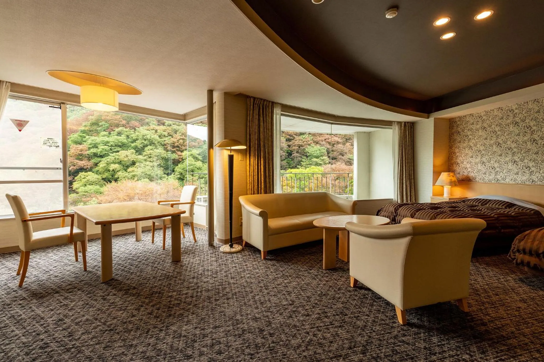 Photo of the whole room in Ooedo Onsen Monogatari Higashiyama Grand Hotel