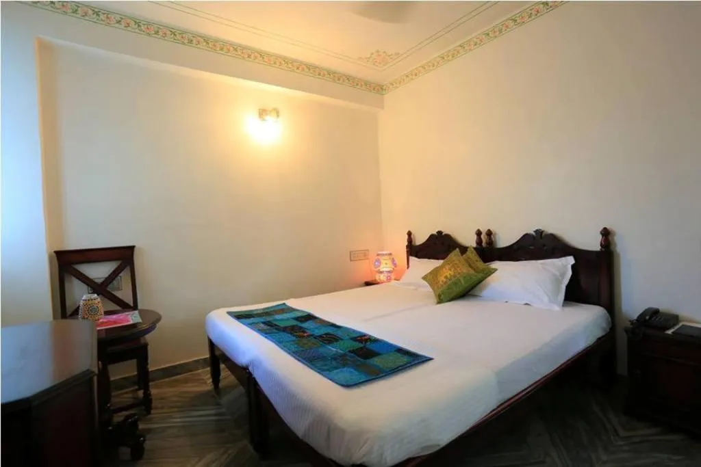 Bedroom in Hotel Janak Niwas