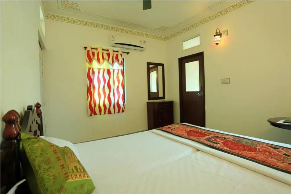 Bedroom in Hotel Janak Niwas