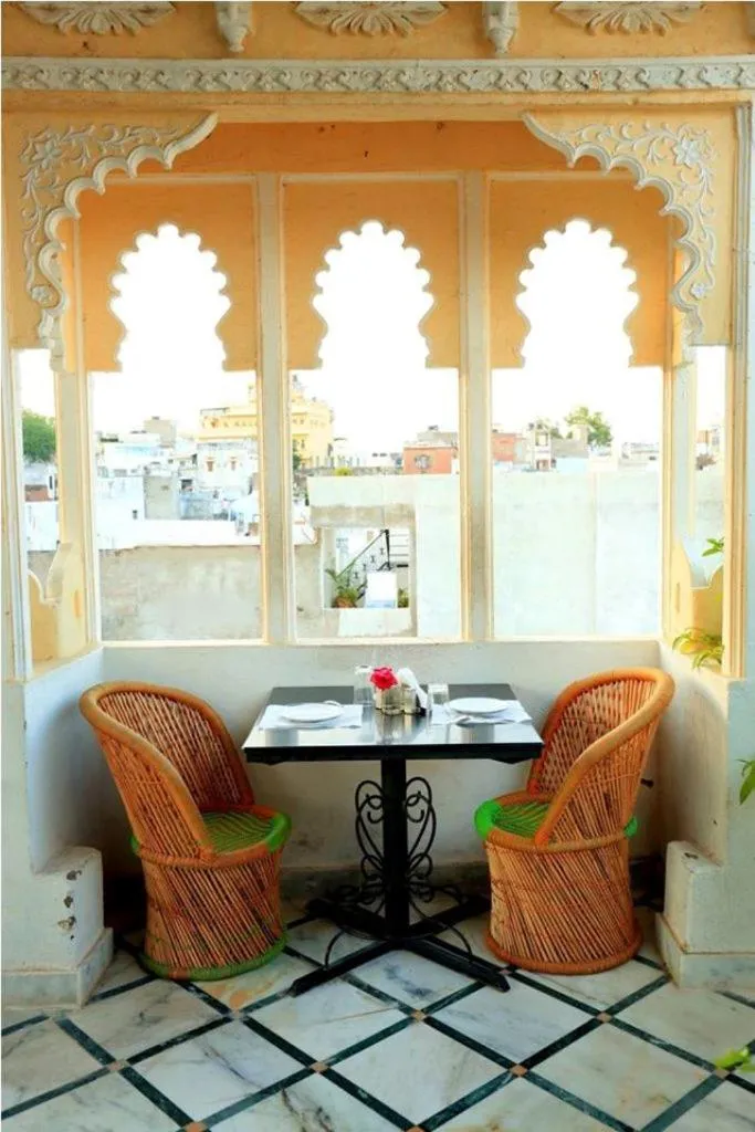 Dining area in Hotel Janak Niwas