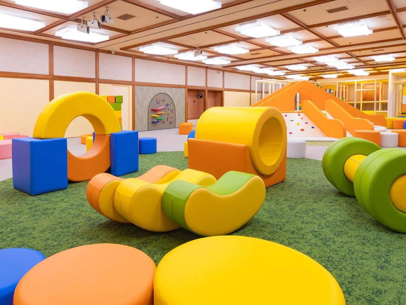 Children play ground in Ooedo Onsen Monogatari Premium Hotel Sokan