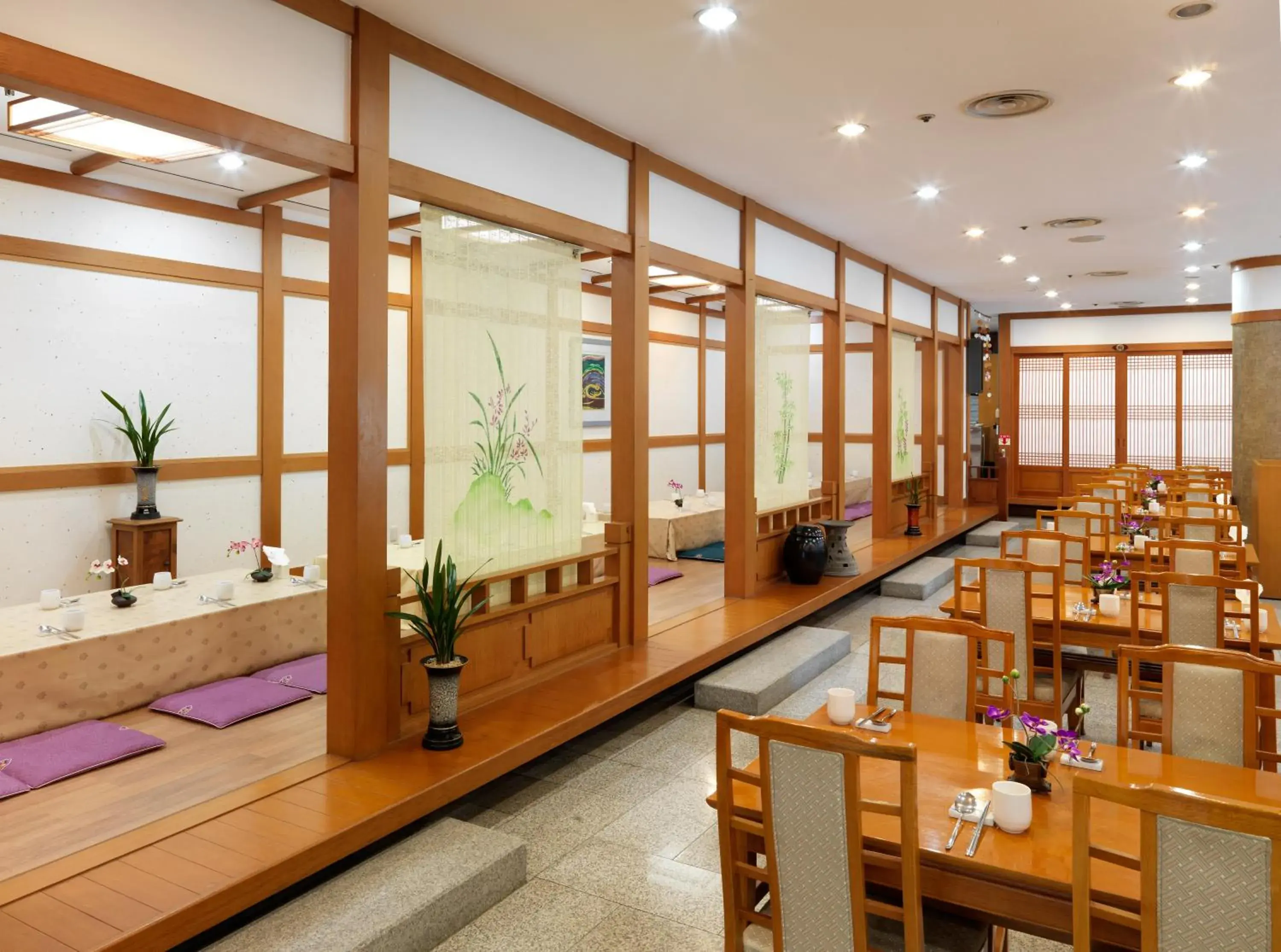 Restaurant/places to eat in The K Hotel Gyeongju Restaurant/places to eat in The K Hotel Gyeongju