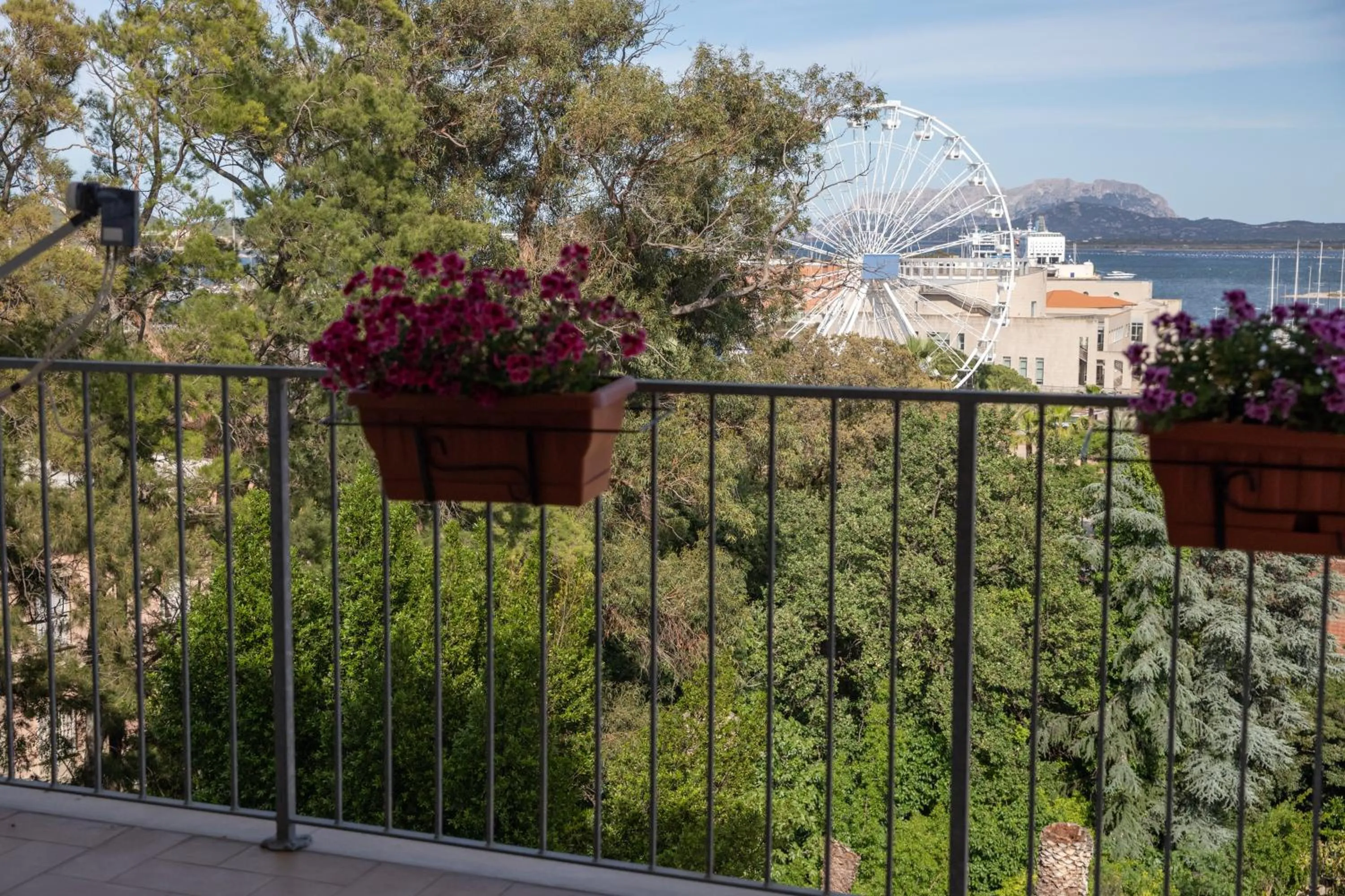 City view in Antares Rooms and Suites