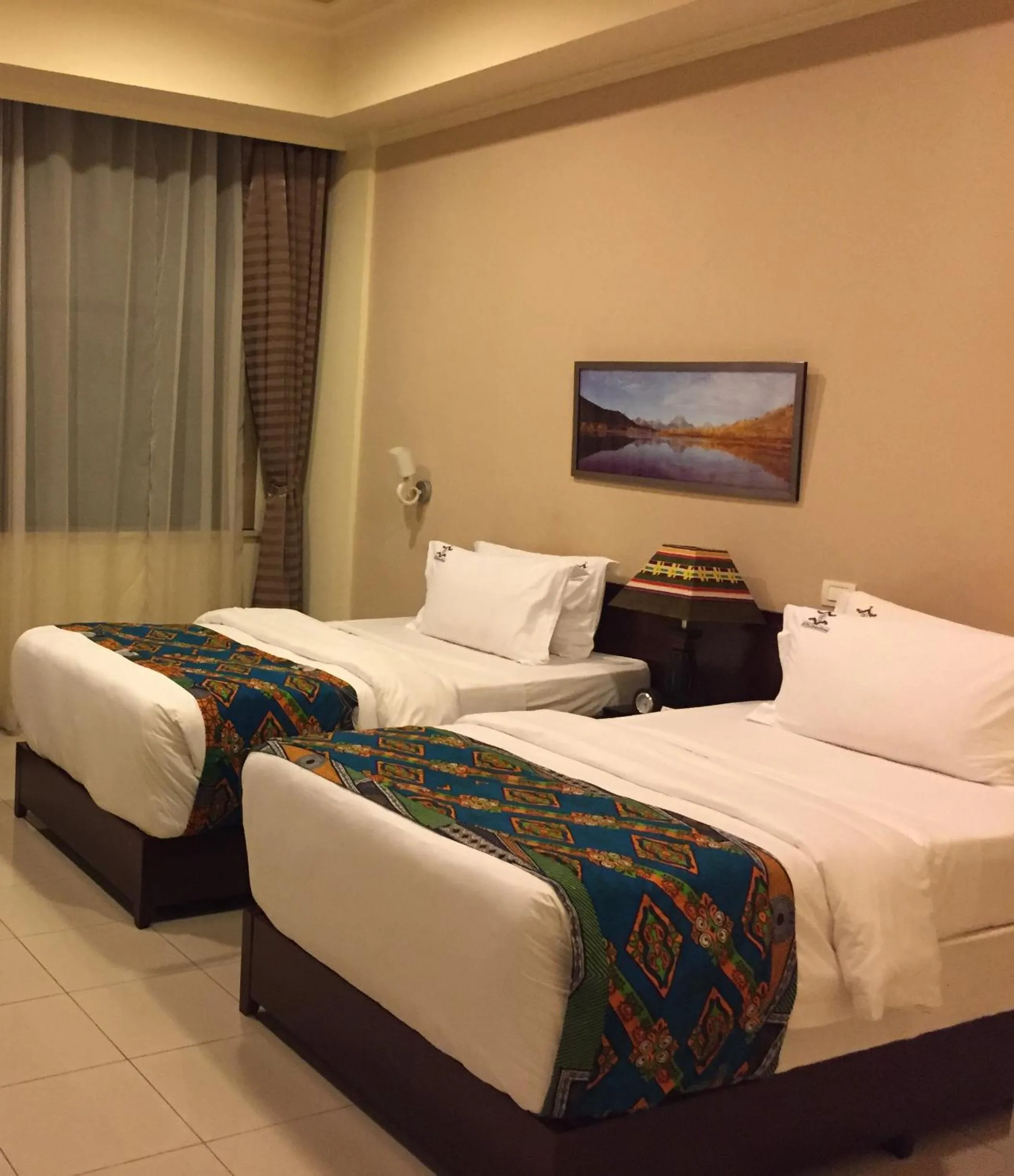 bunk bed, Bed in Royal Grand Hotel