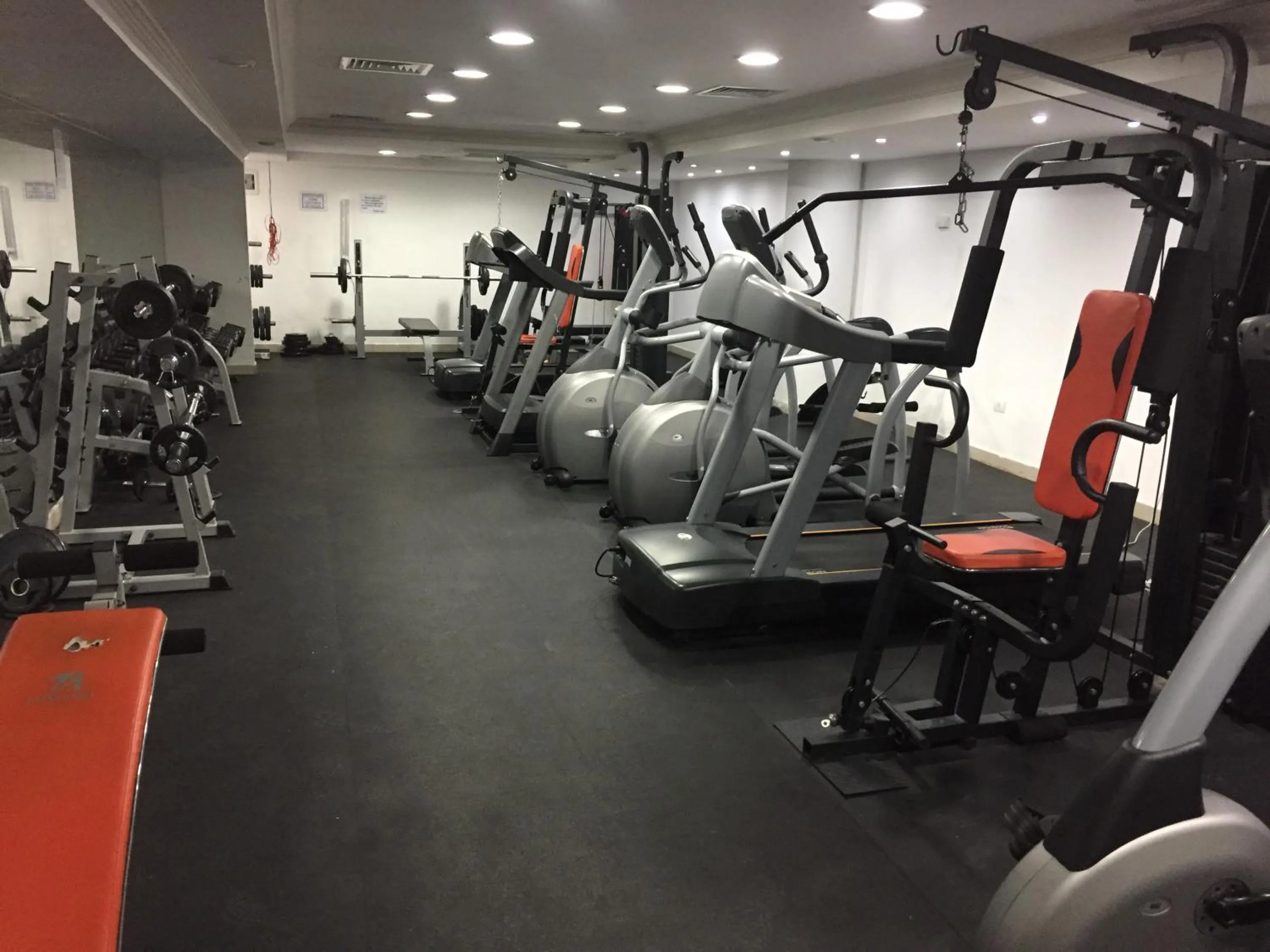 Fitness centre/facilities in Royal Grand Hotel