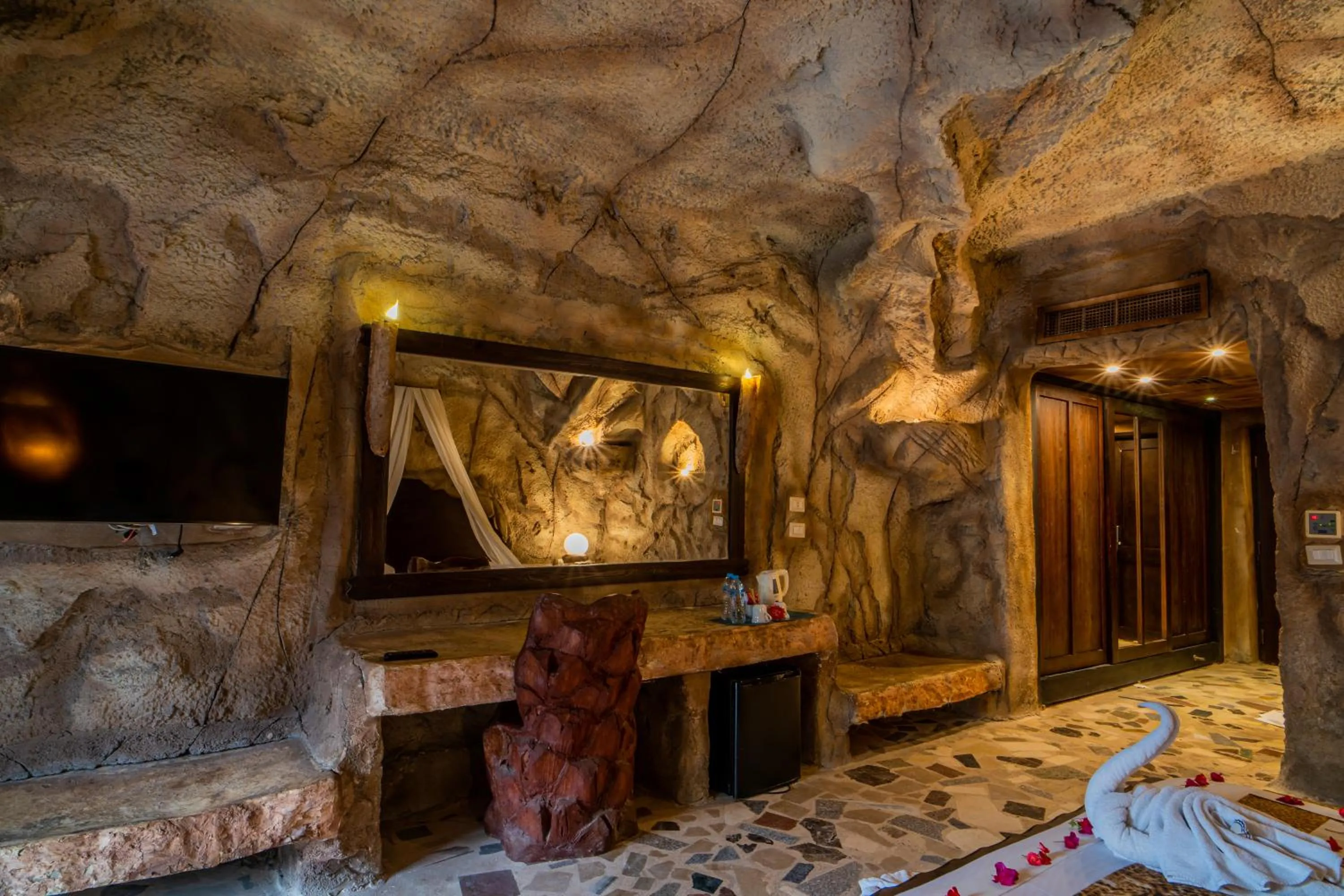 Photo of the whole room in Caves Beach Resort Adults Only