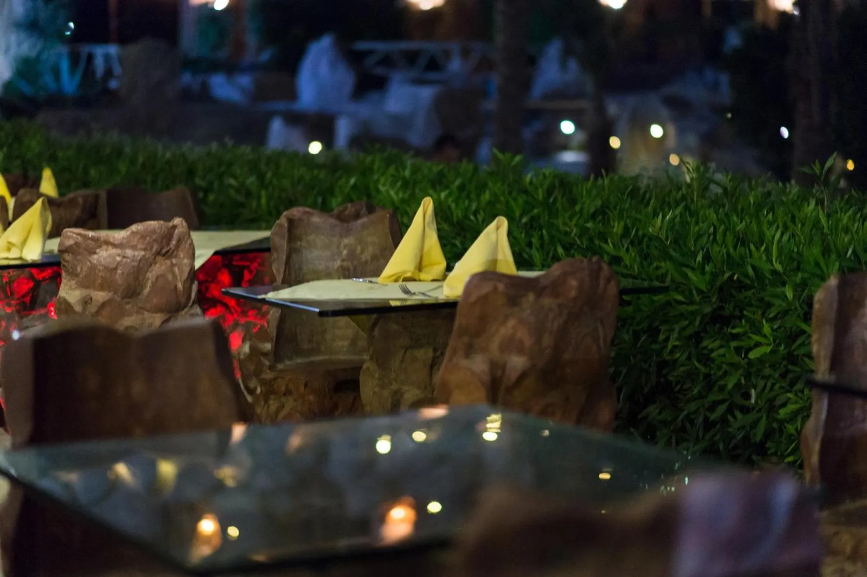 Restaurant/places to eat in Caves Beach Resort Adults Only