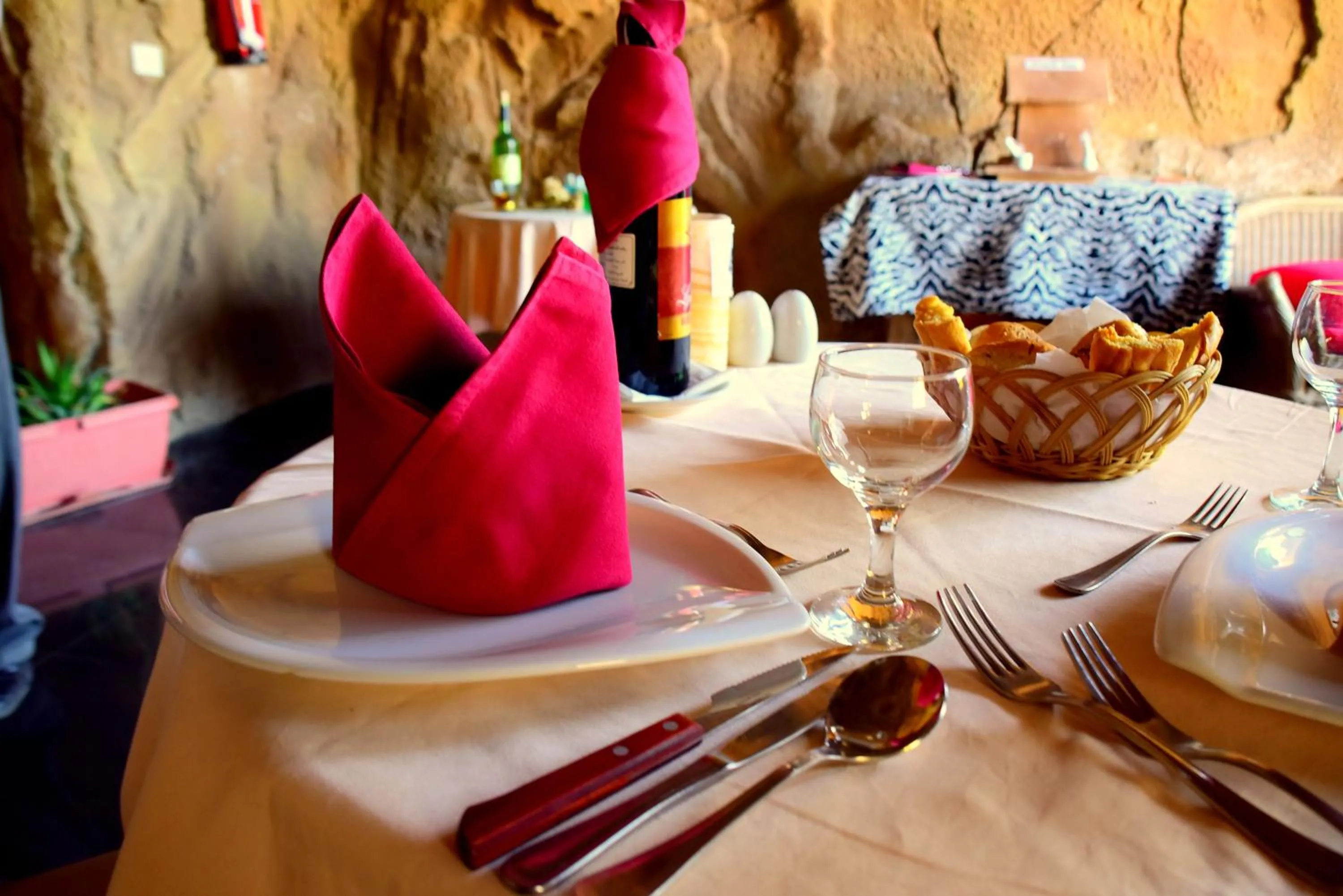 Food and drinks in Caves Beach Resort Adults Only