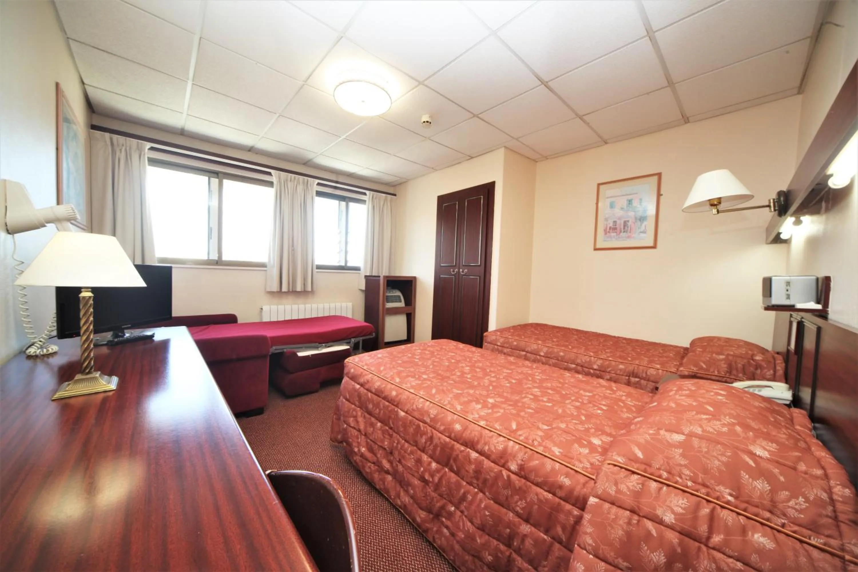 Bed in Bristol Hotel