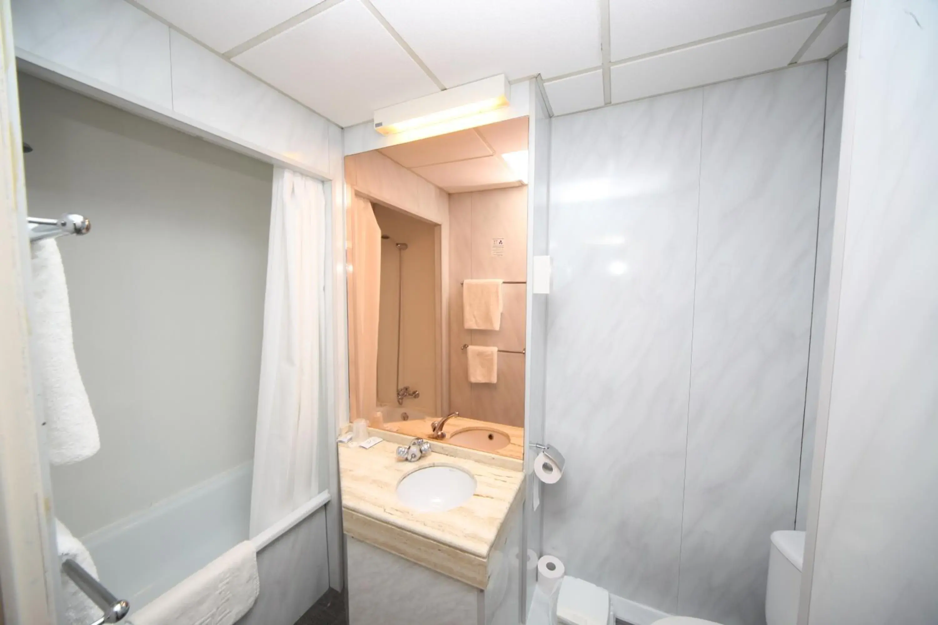 Bristol Hotel Bristol Hotel