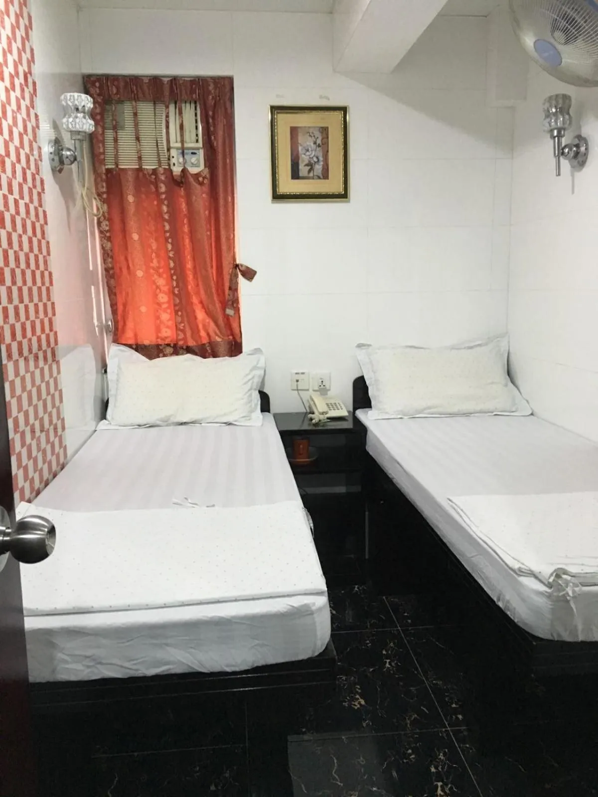 Bedroom, Bed in Dutch Hostel