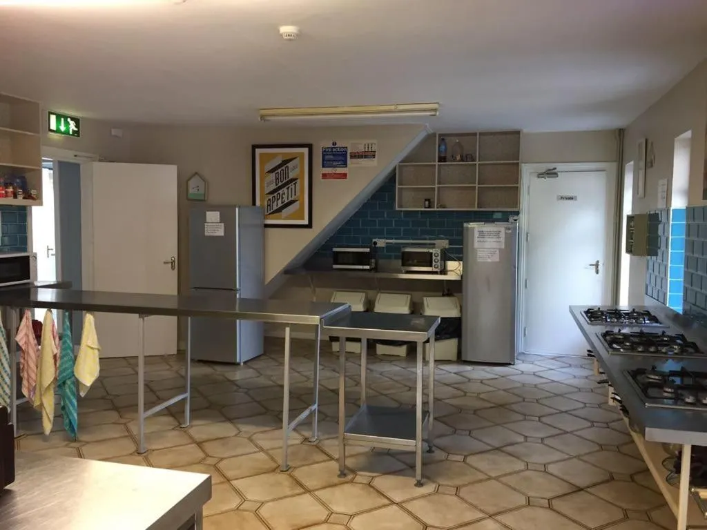 Kitchen or kitchenette in Lakeland House