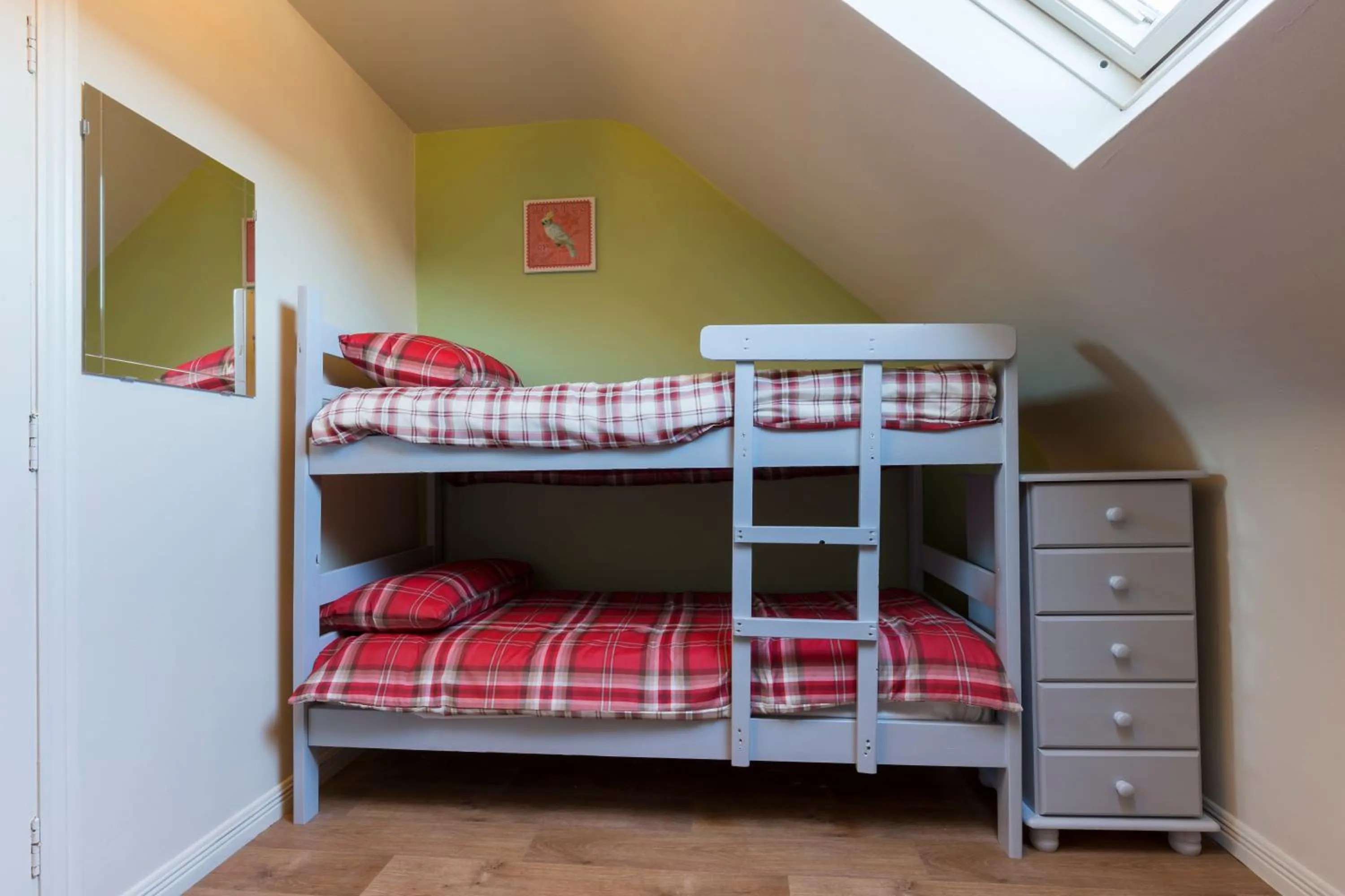 Bedroom, Bed in Lakeland House