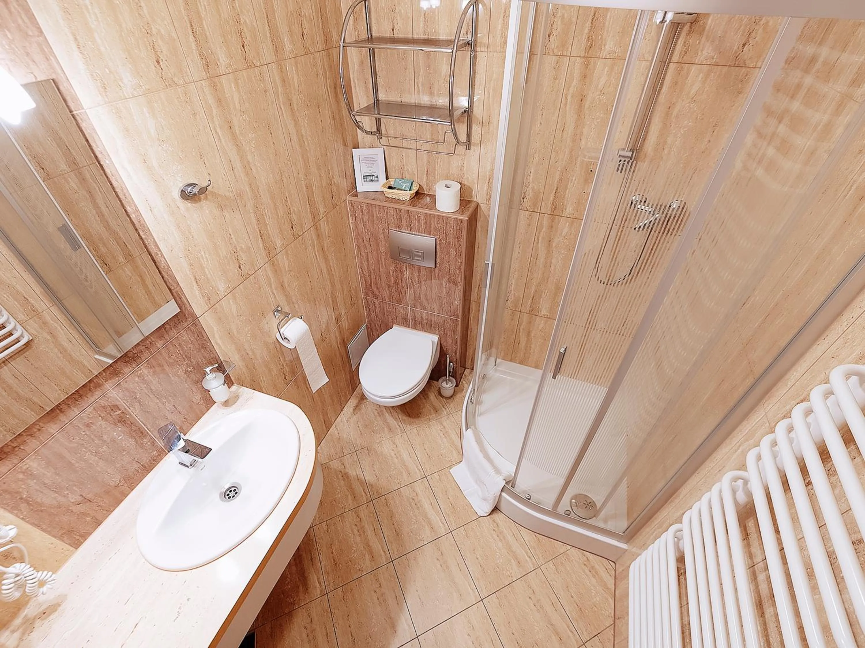 Shower in Hotel Łaziska