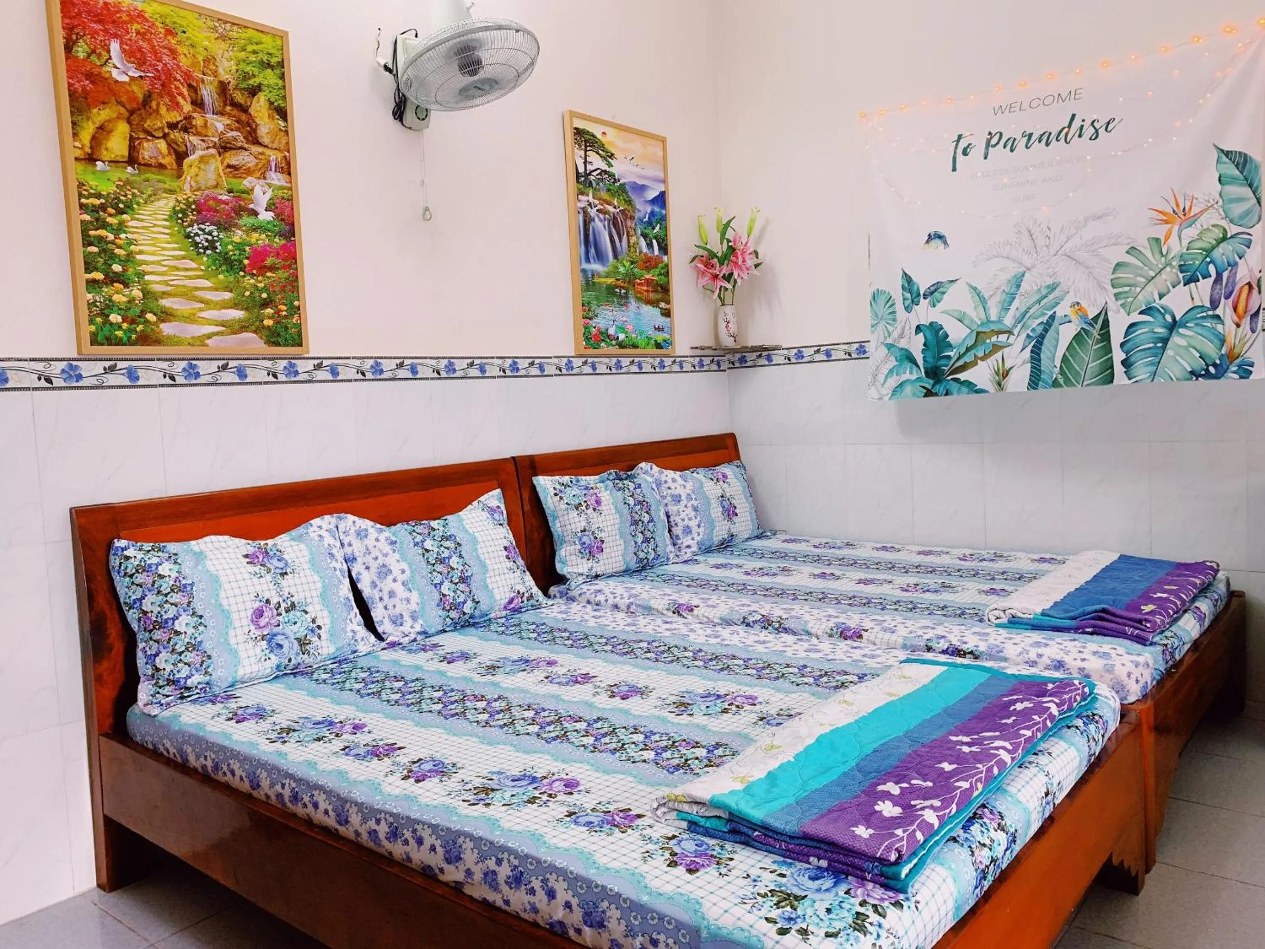 Bed in Phu Quy Hotel