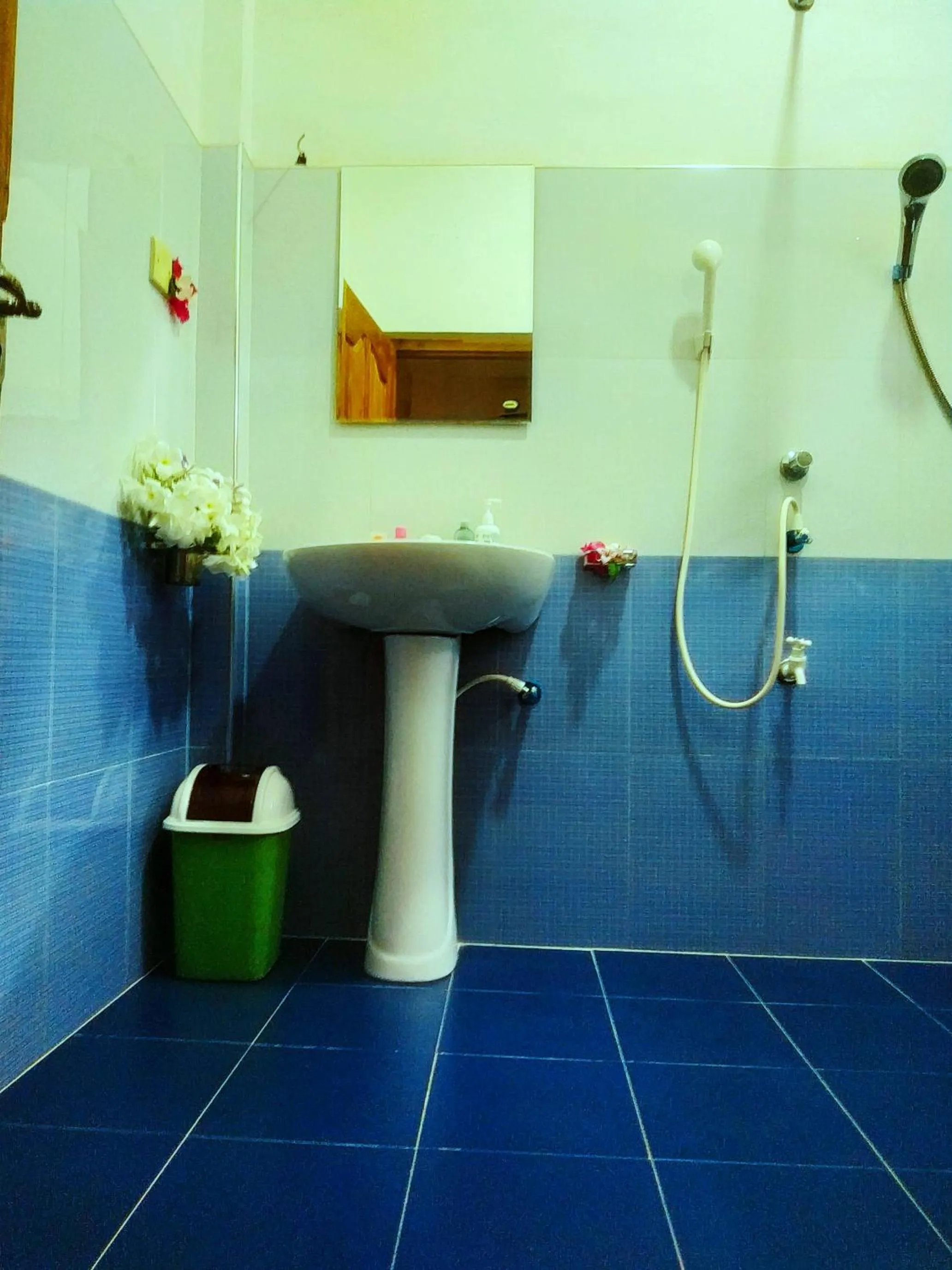 Bathroom in Greenwood Udawalawa Safari Resort