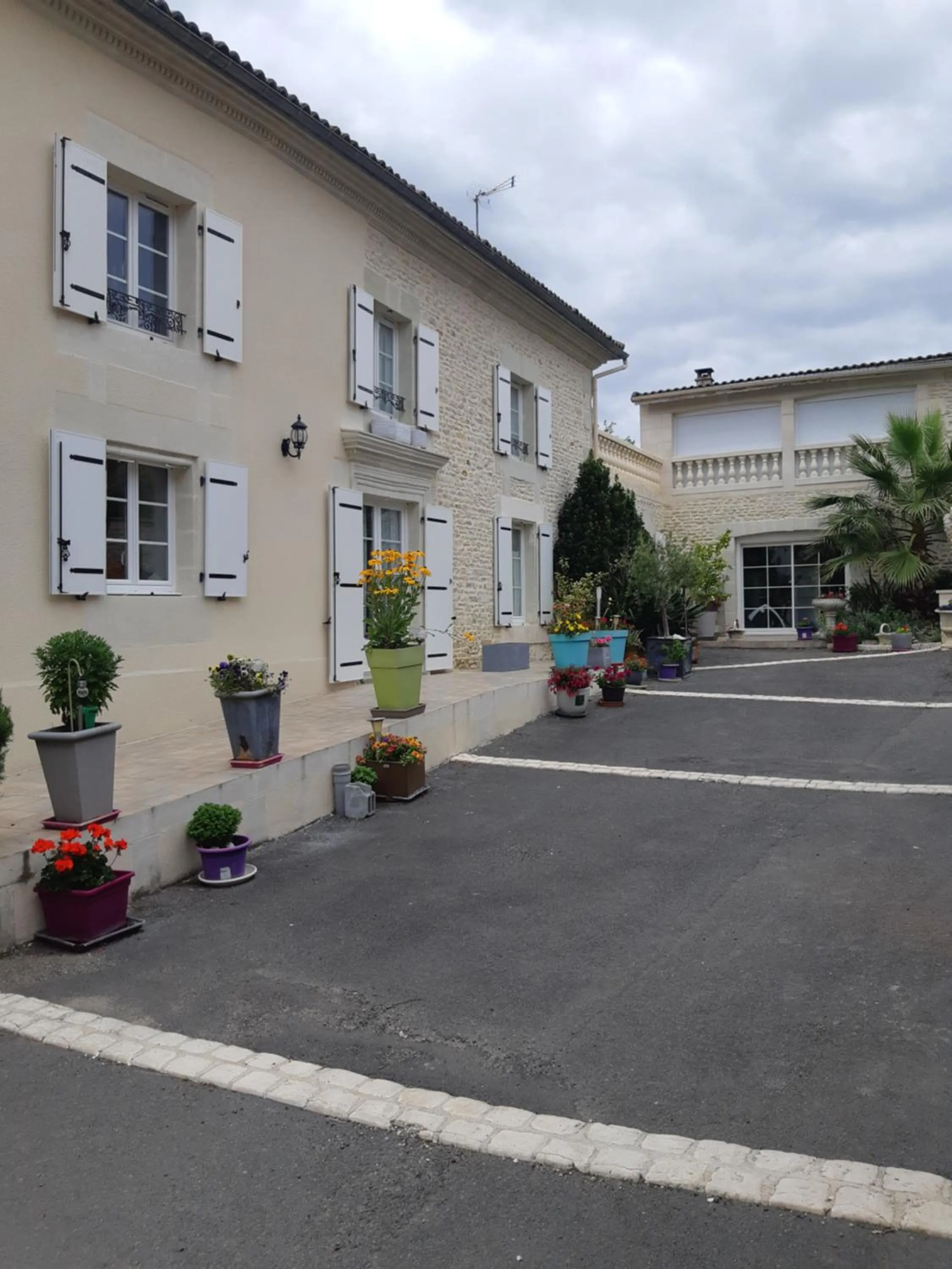Chambre d'Hôtes Les Orchidées FUTUROSCOPE CHASSENEUIL POITIERS