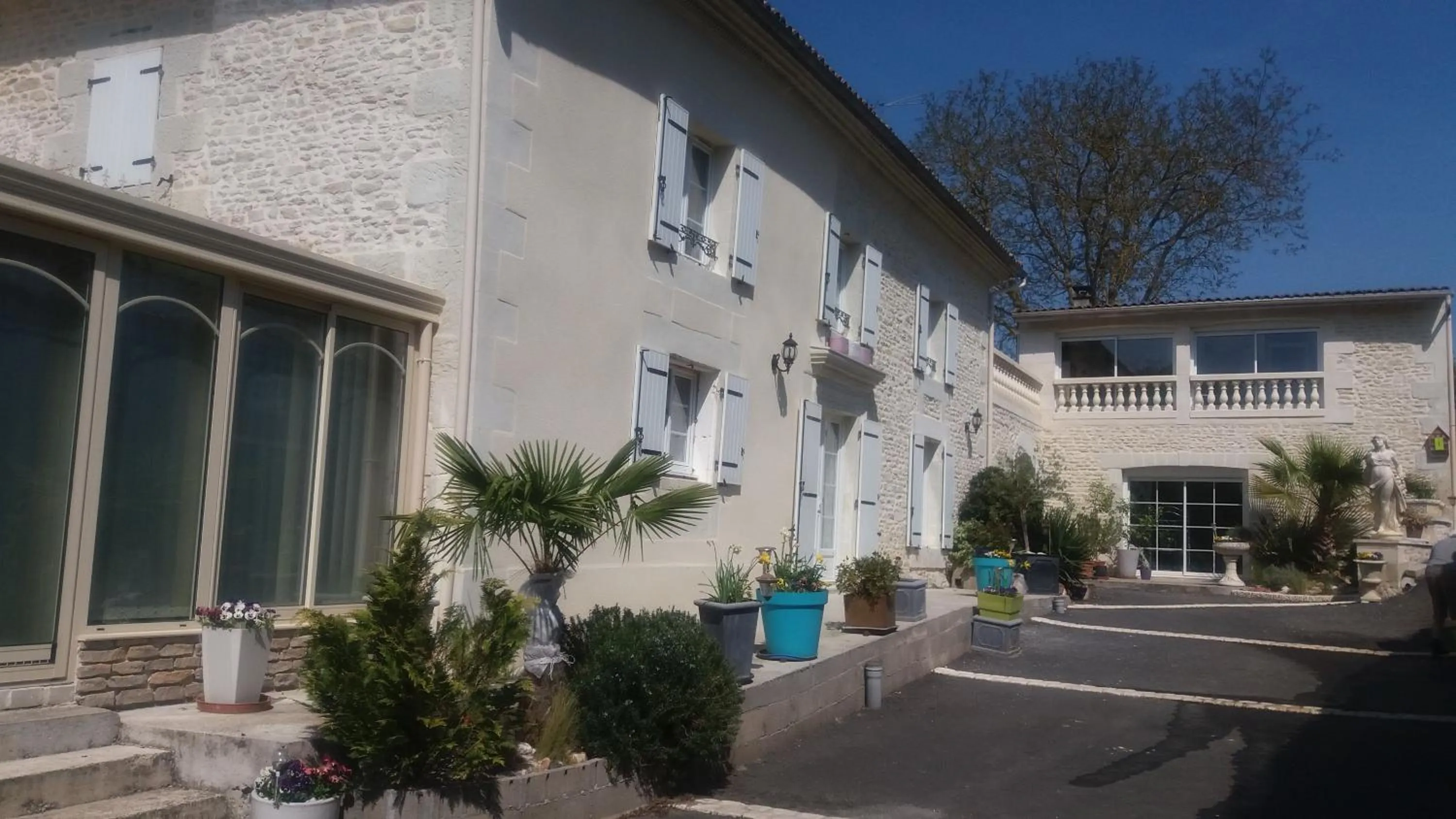 Chambre d'Hôtes Les Orchidées FUTUROSCOPE CHASSENEUIL POITIERS