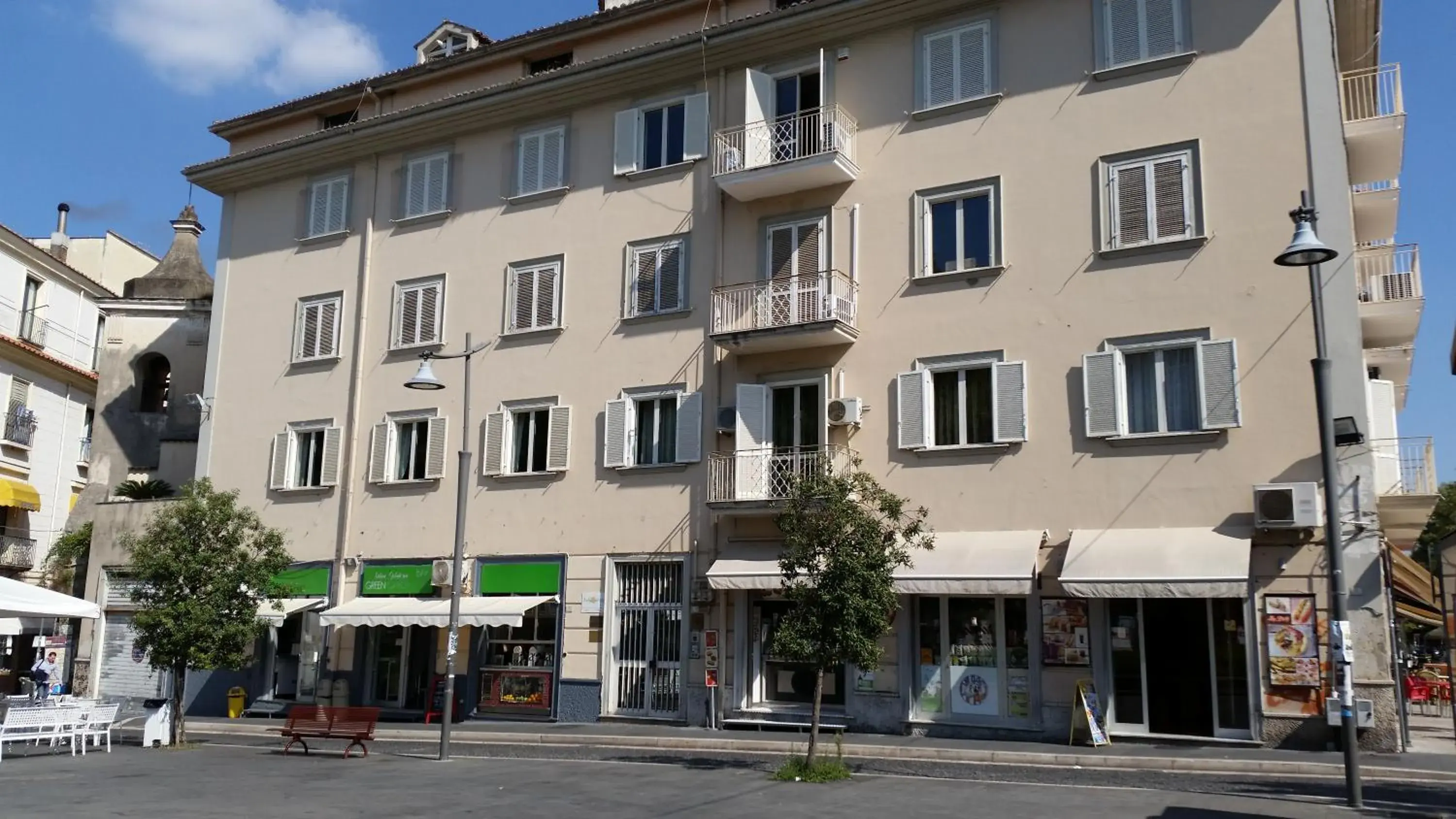 Property building in L'Insolita Reggia Property building in L'Insolita Reggia