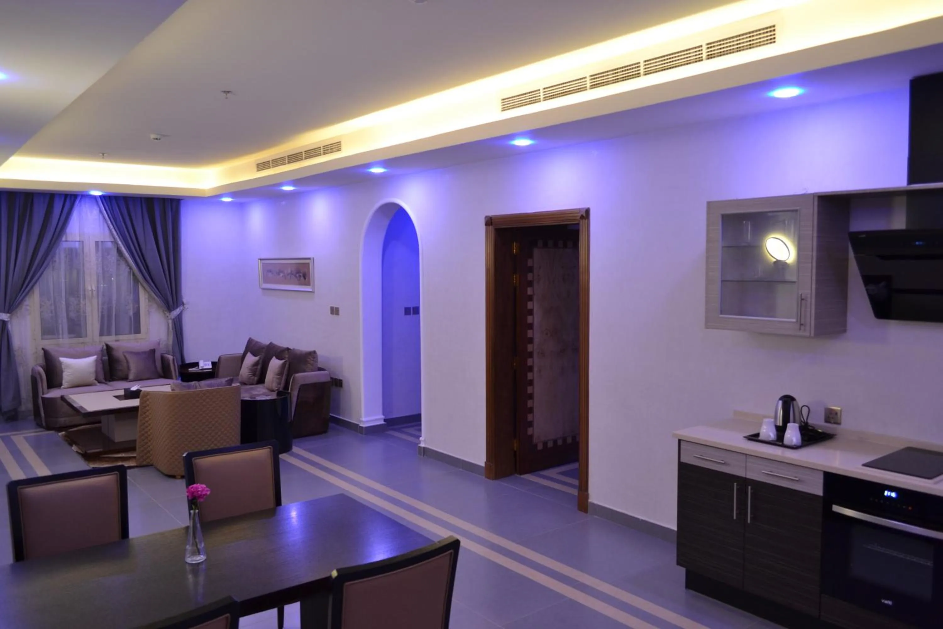 Photo of the whole room in Refal Homes