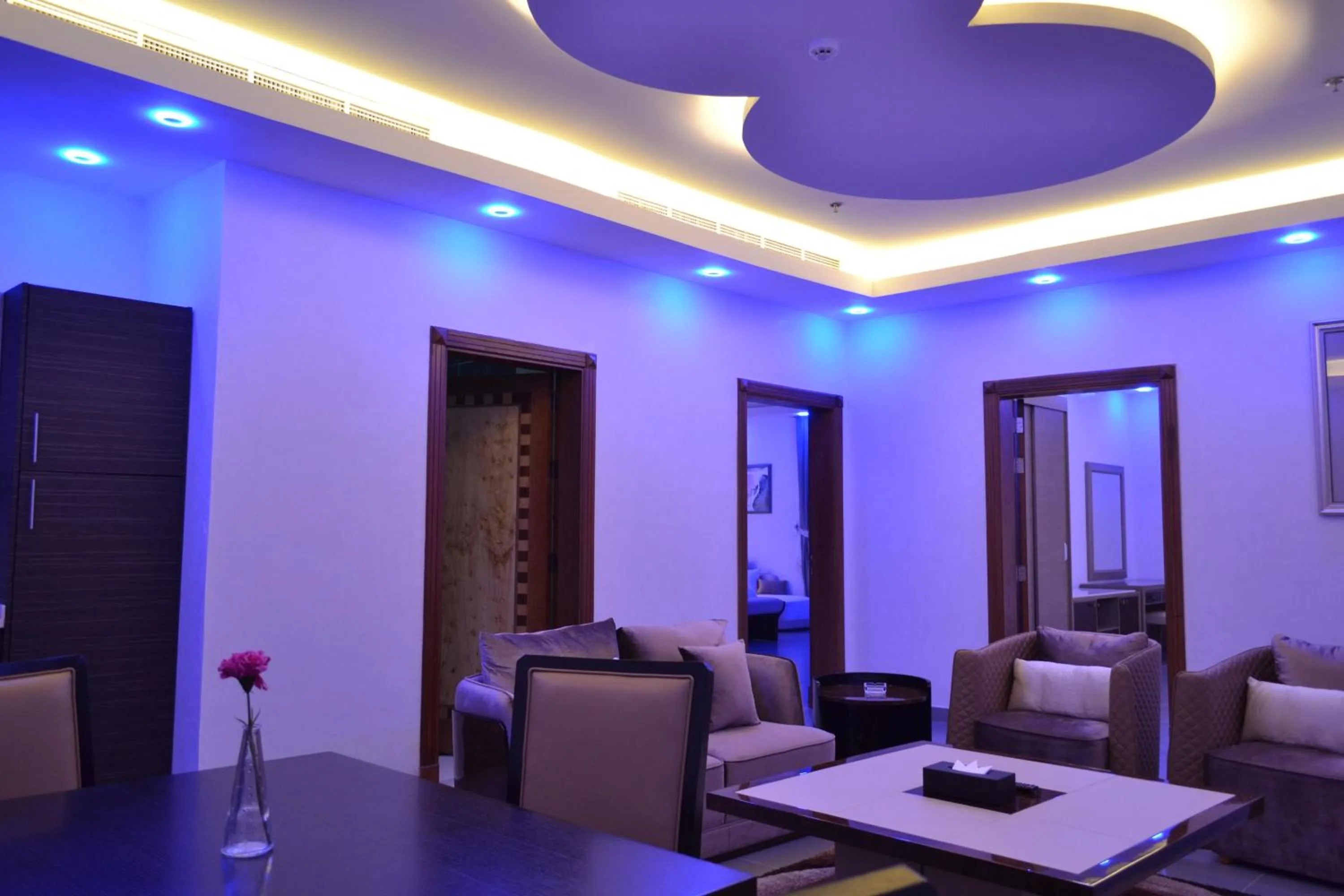 Photo of the whole room in Refal Homes