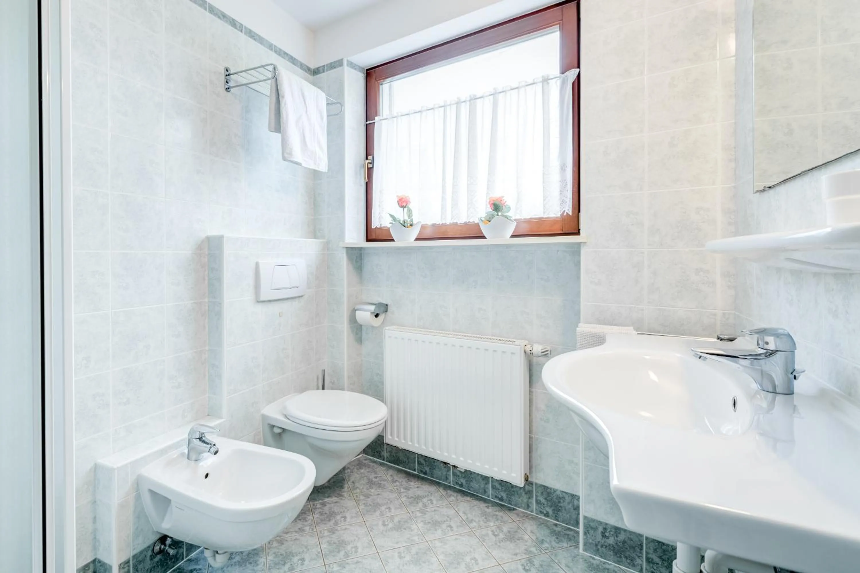 Bathroom in Pension Haus am See