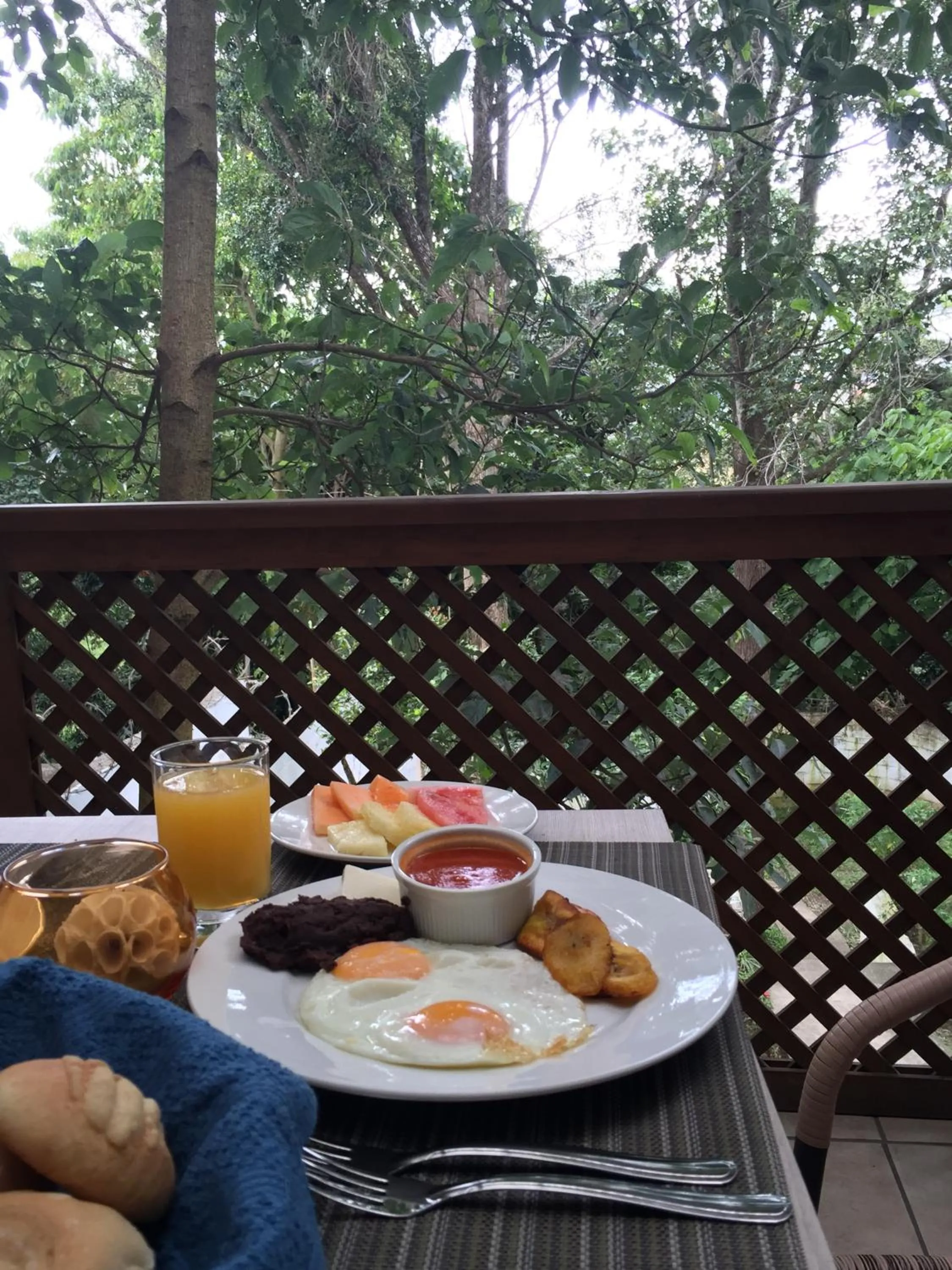 American breakfast in In & Out Hotel