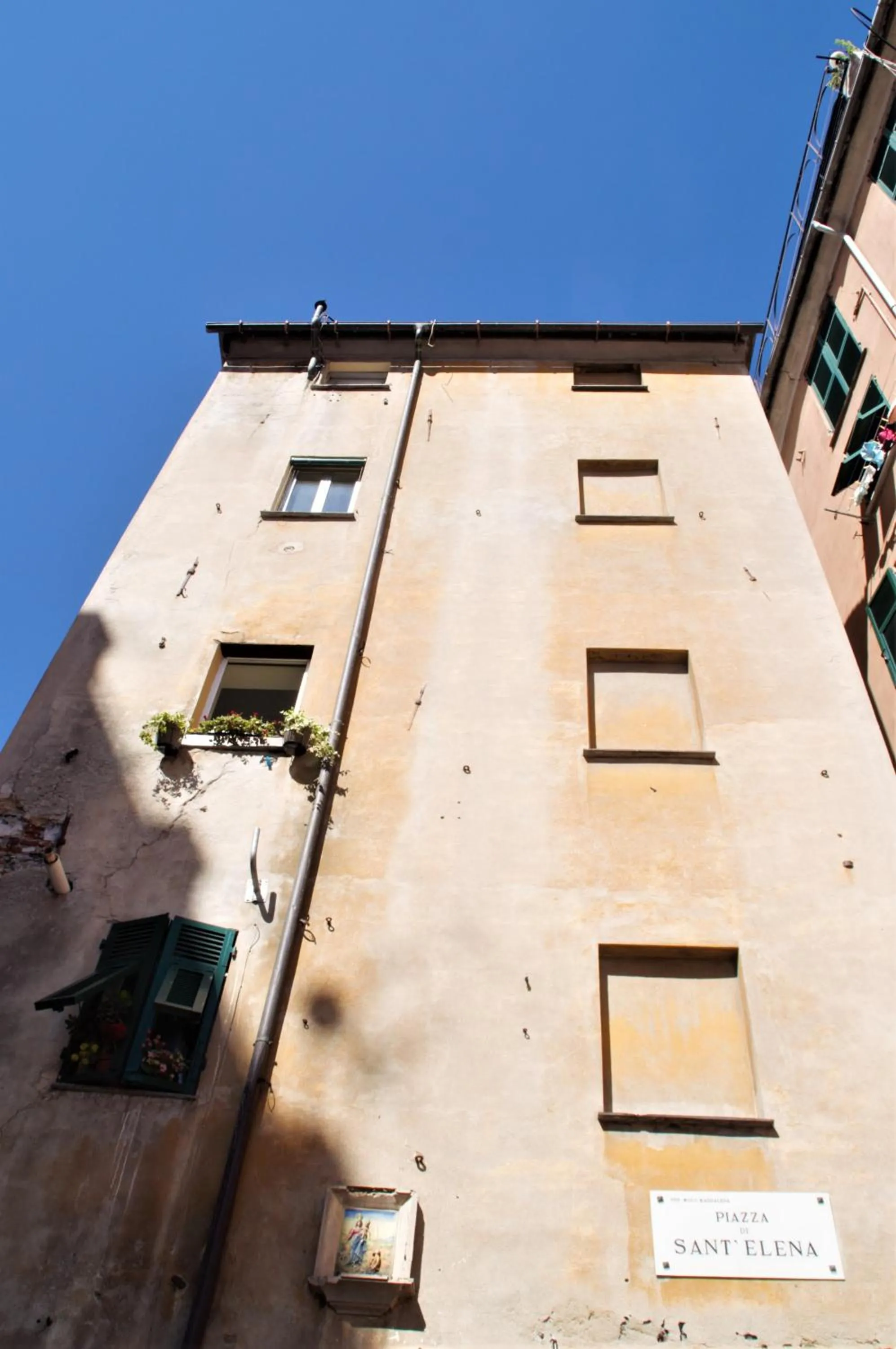 Property building in Ipazia House