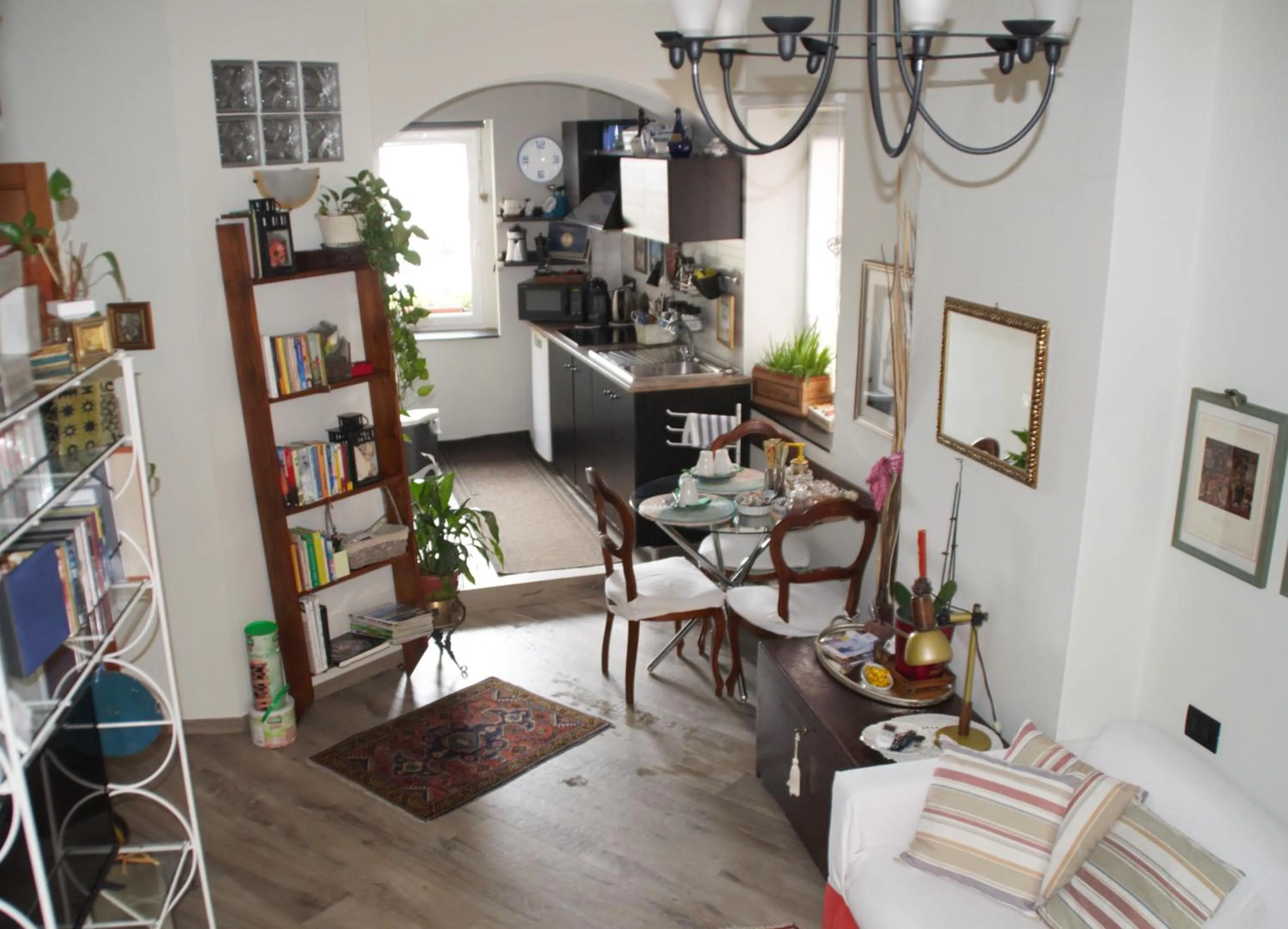 Ipazia House