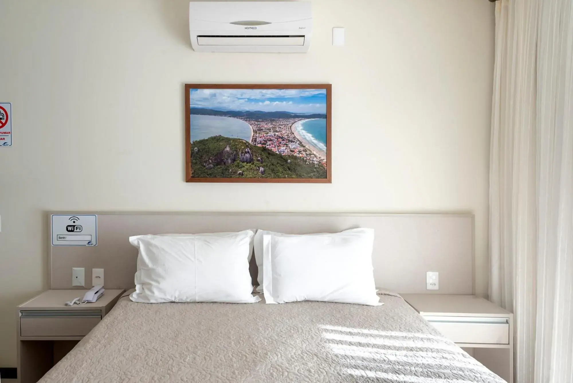 Double Room with Balcony in Residencial Onda Azul Double Room with Balcony in Residencial Onda Azul