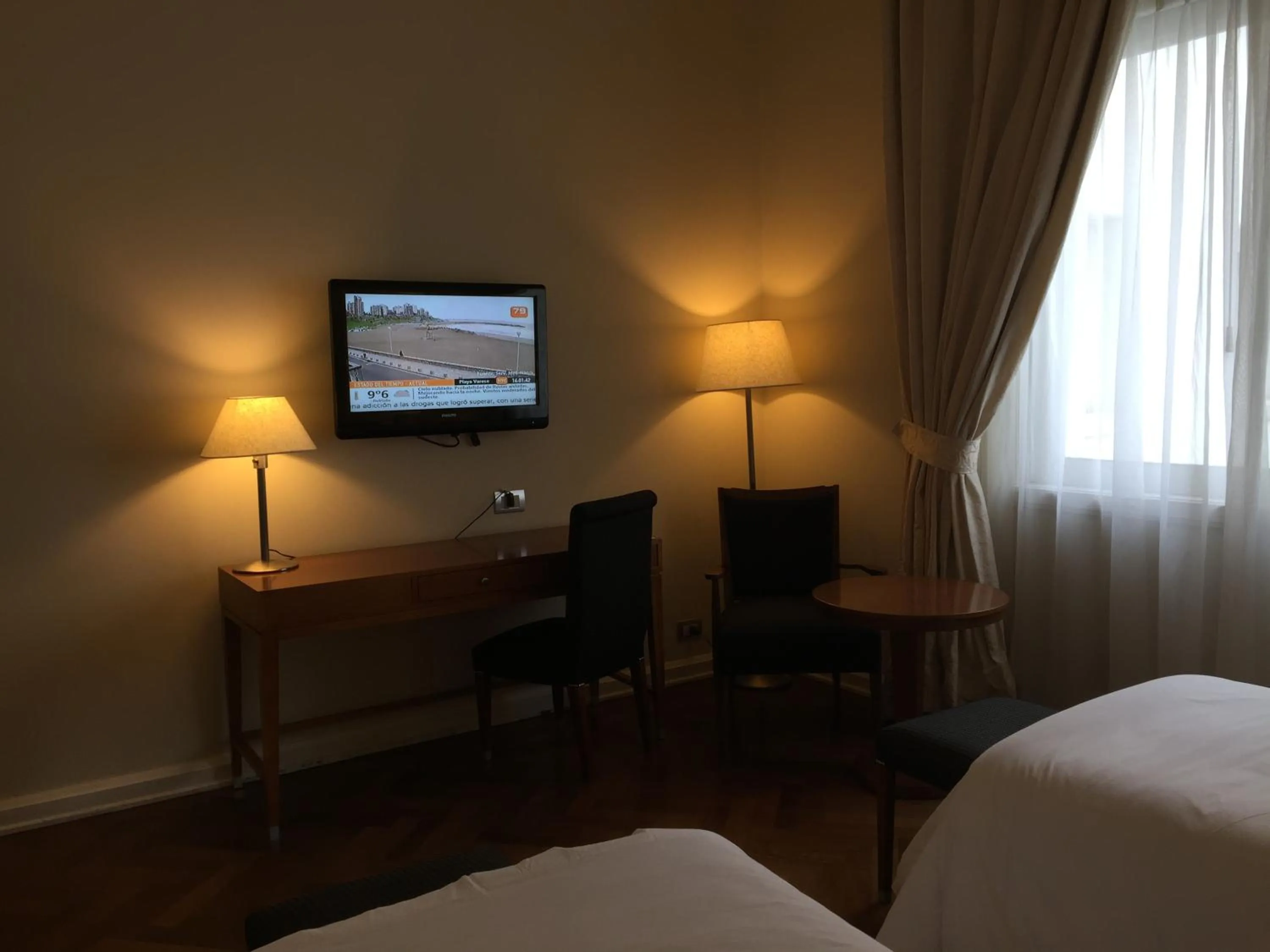 Bed in NH Gran Hotel Provincial