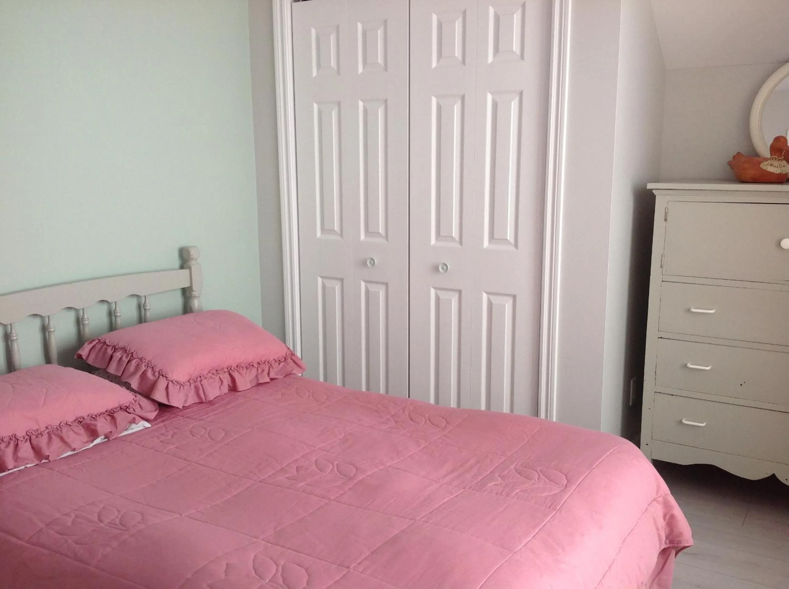 Photo of the whole room, Bed in Domaine sur une plage