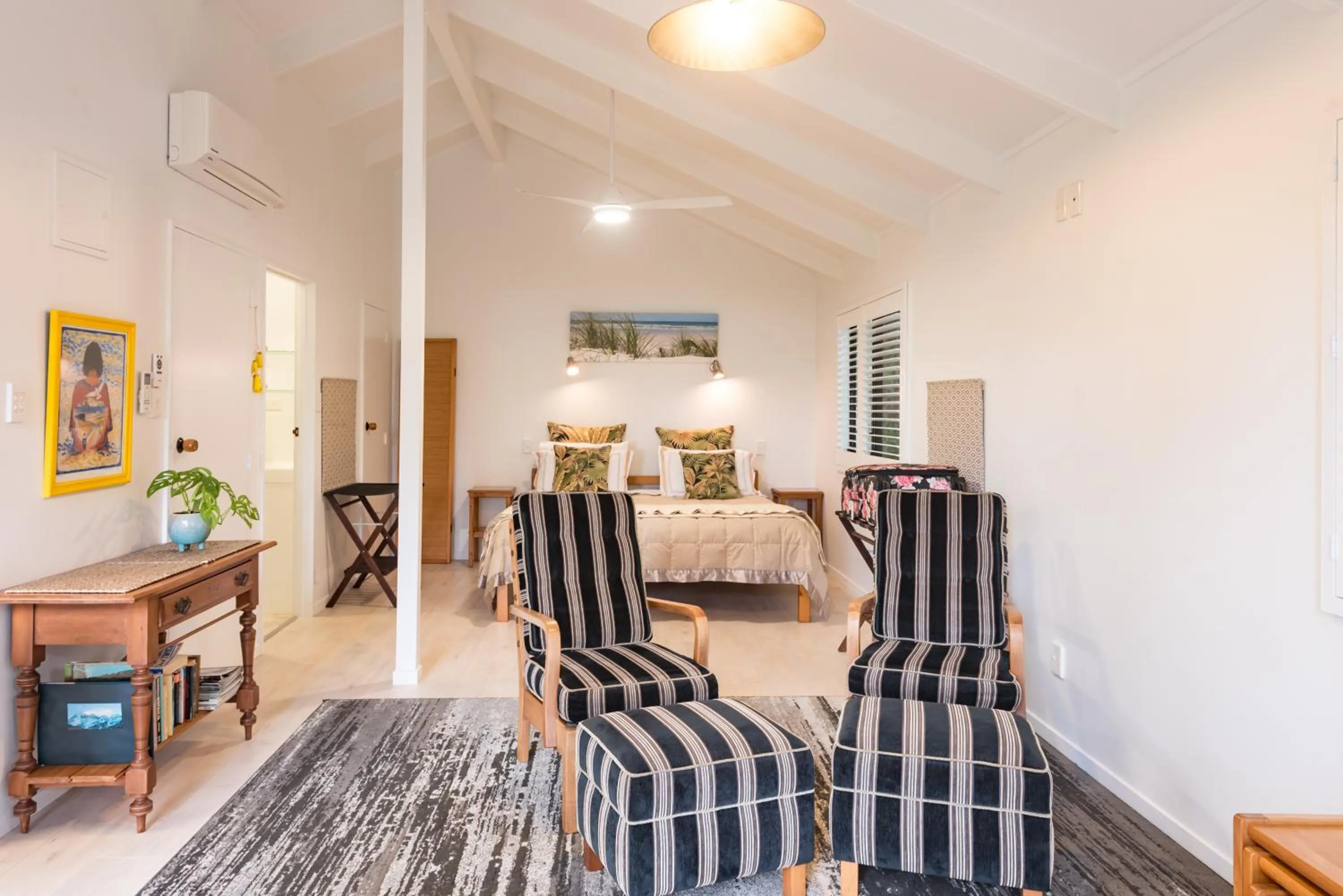 Photo of the whole room, Bed in Craicor Boutique Apartments