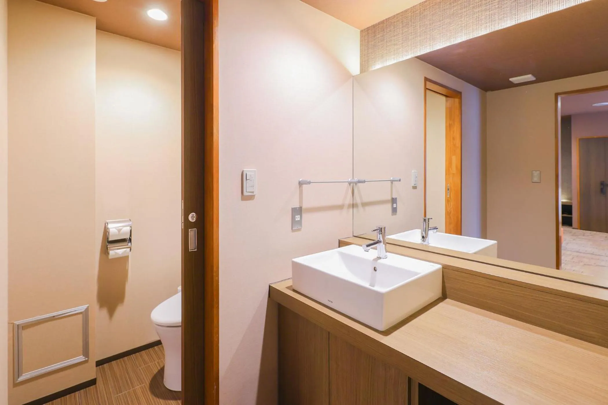 Ooedo Onsen Monogatari Premium Atami