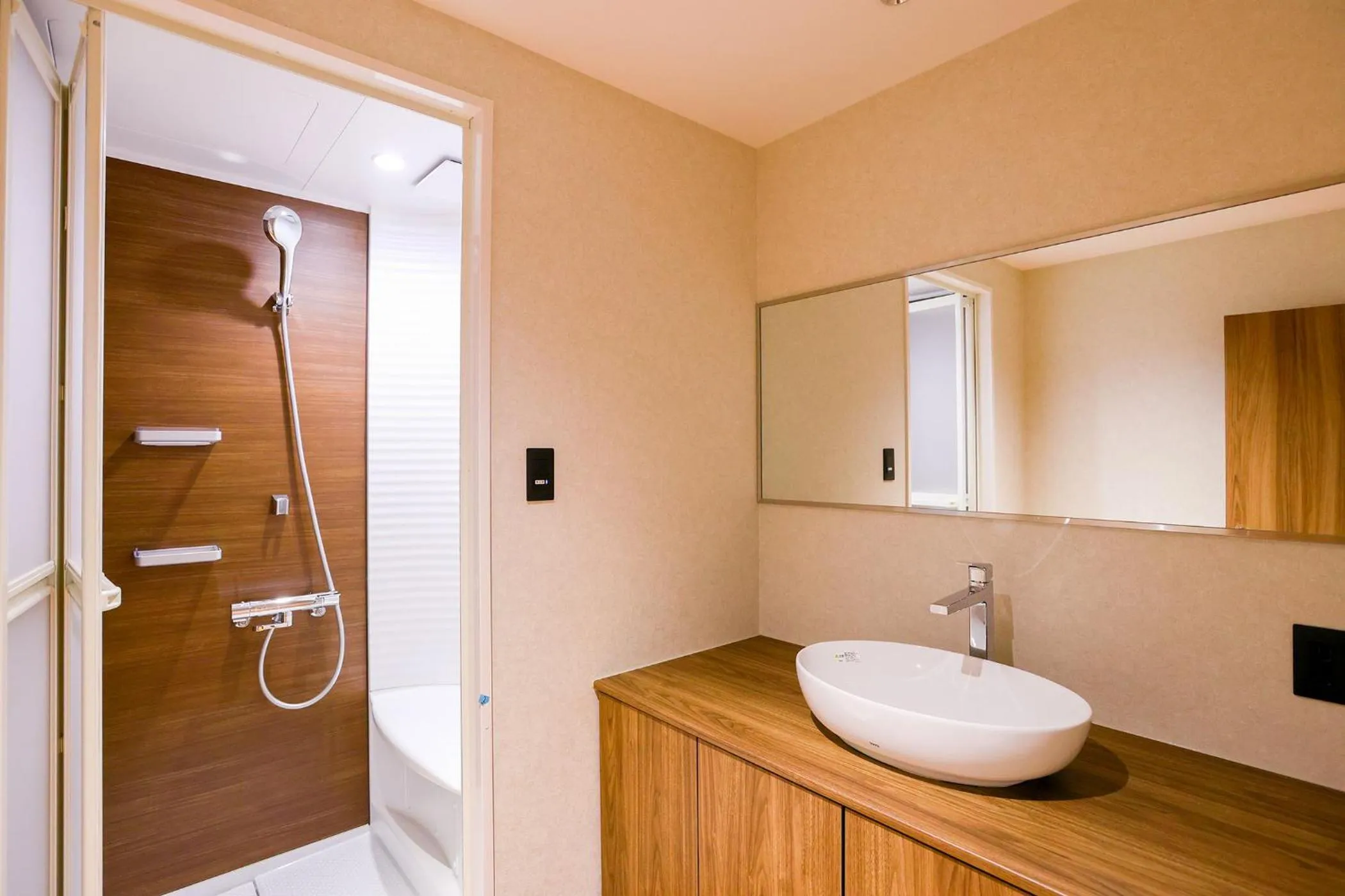 Photo of the whole room in Ooedo Onsen Monogatari Premium Atami