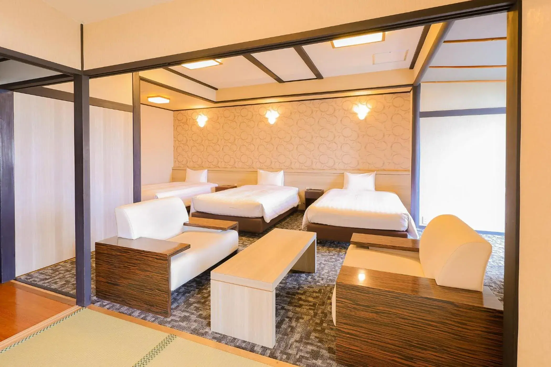 Superior Japanese-Western-Style Triple Room(City Side) - Indoor Bath - Non-Smoking in Ooedo Onsen Monogatari Premium Atami Superior Japanese-Western-Style Triple Room(City Side) - Indoor Bath - Non-Smoking in Ooedo Onsen Monogatari Premium Atami