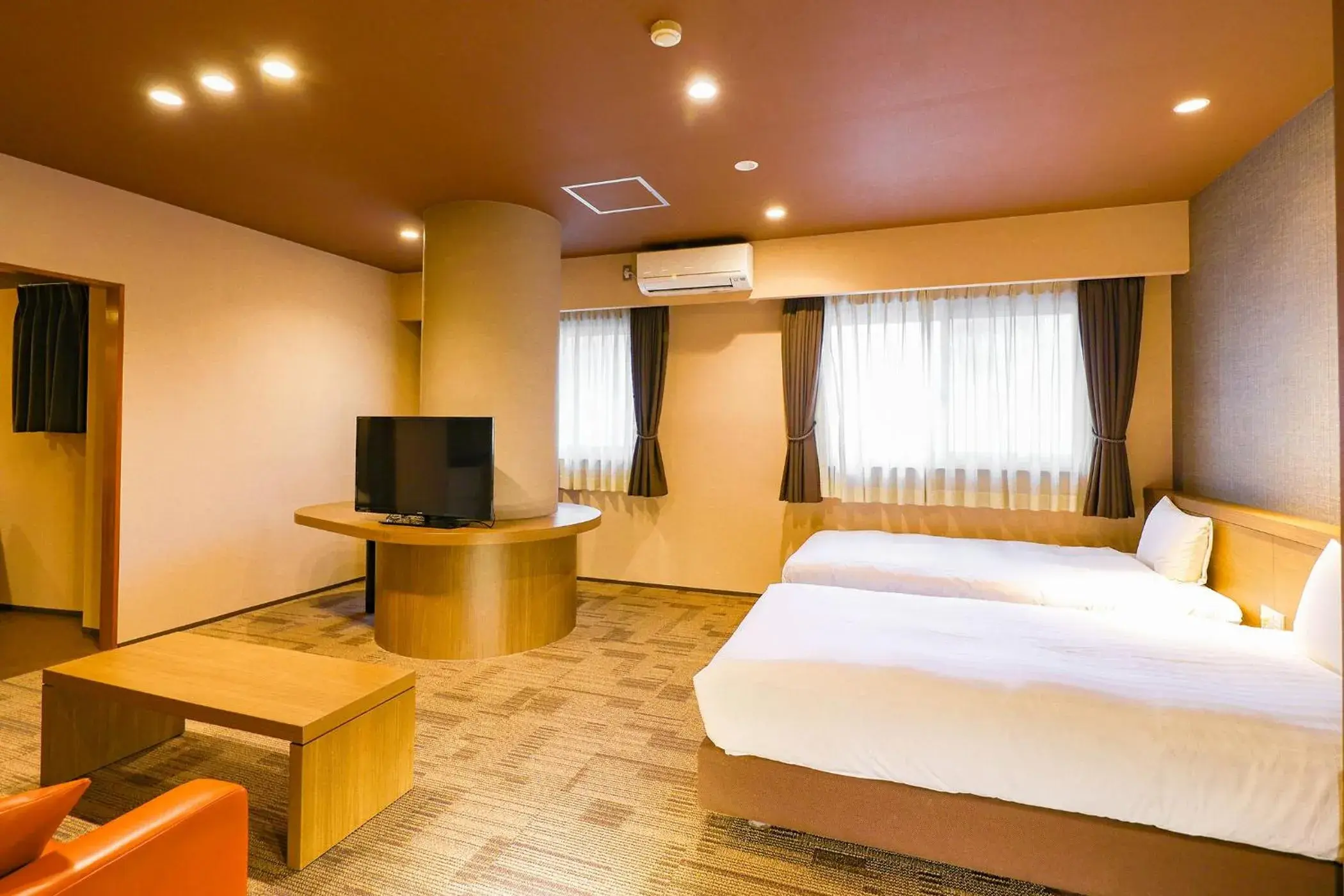 Standard Twin Room - No View - Non-Smoking - Shared Bathroom in Ooedo Onsen Monogatari Premium Atami Standard Twin Room - No View - Non-Smoking - Shared Bathroom in Ooedo Onsen Monogatari Premium Atami