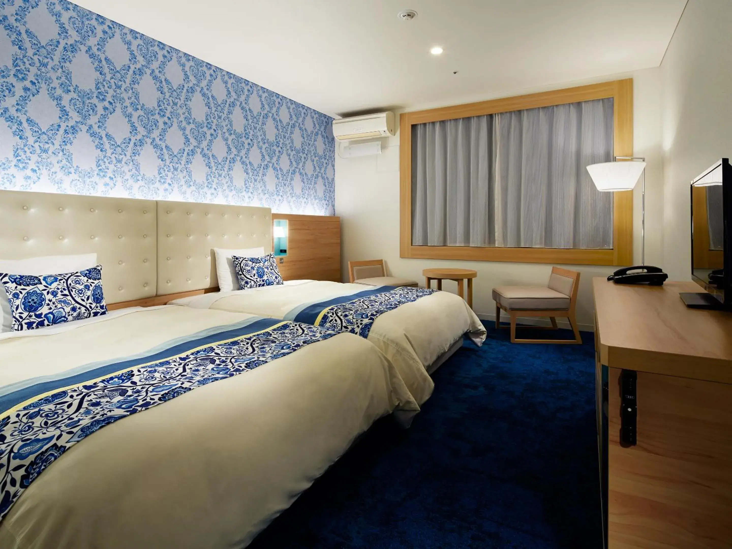 Photo of the whole room, Bed in Mitsui Garden Hotel Prana Tokyo Bay Photo of the whole room, Bed in Mitsui Garden Hotel Prana Tokyo Bay