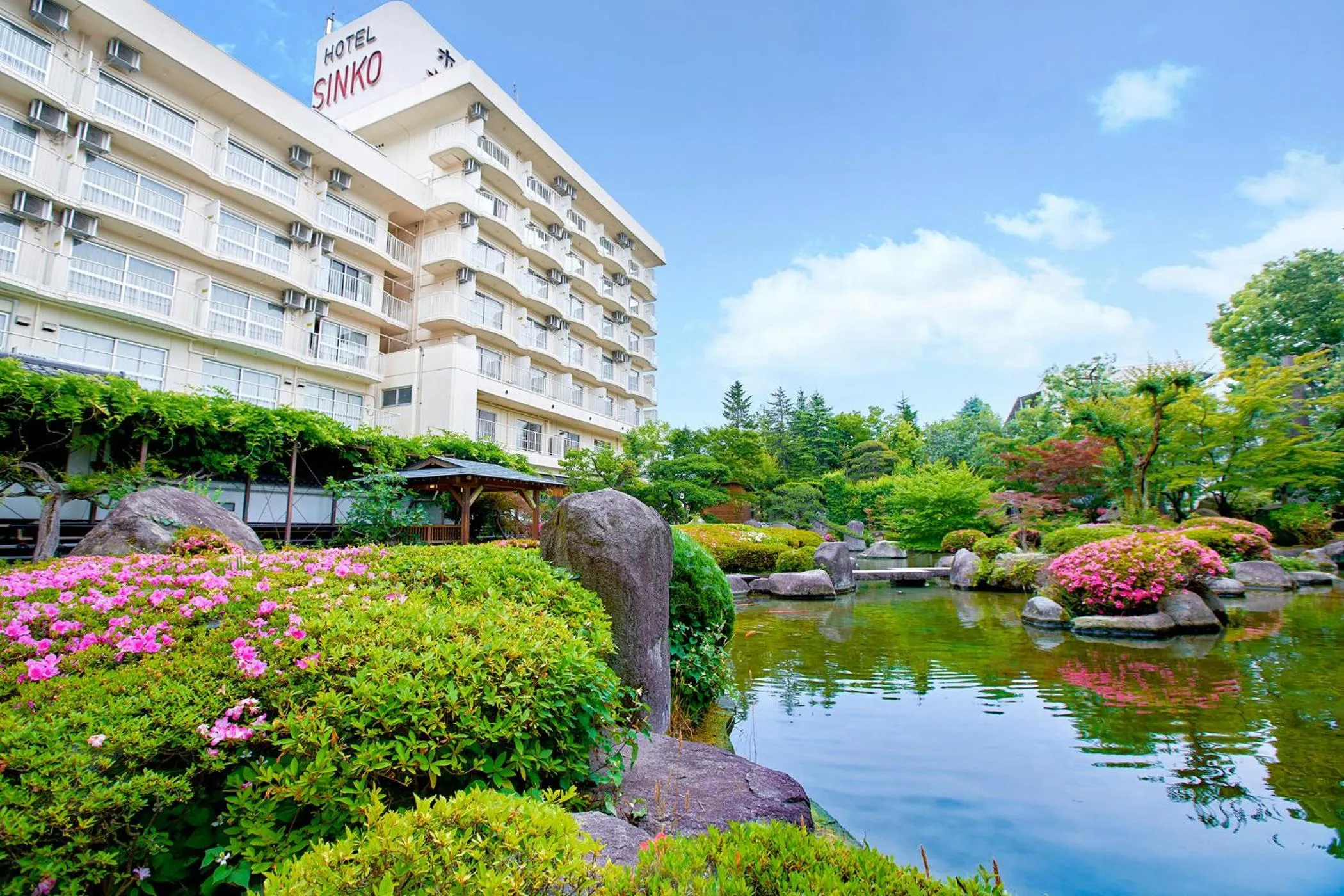 Property building in Ooedo Onsen Monogatari Hotel Shinko