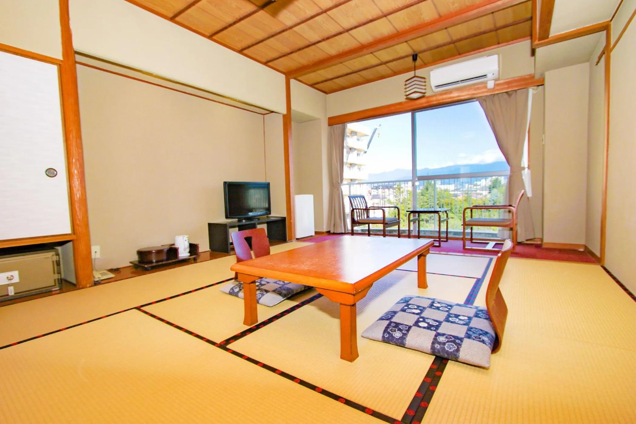 Ooedo Onsen Monogatari Hotel Shinko