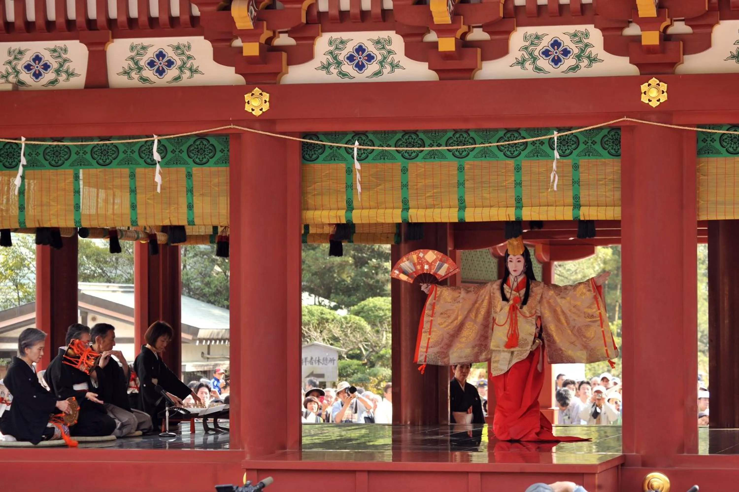Nearby landmark in Super Hotel Totsuka Eki Higashiguchi