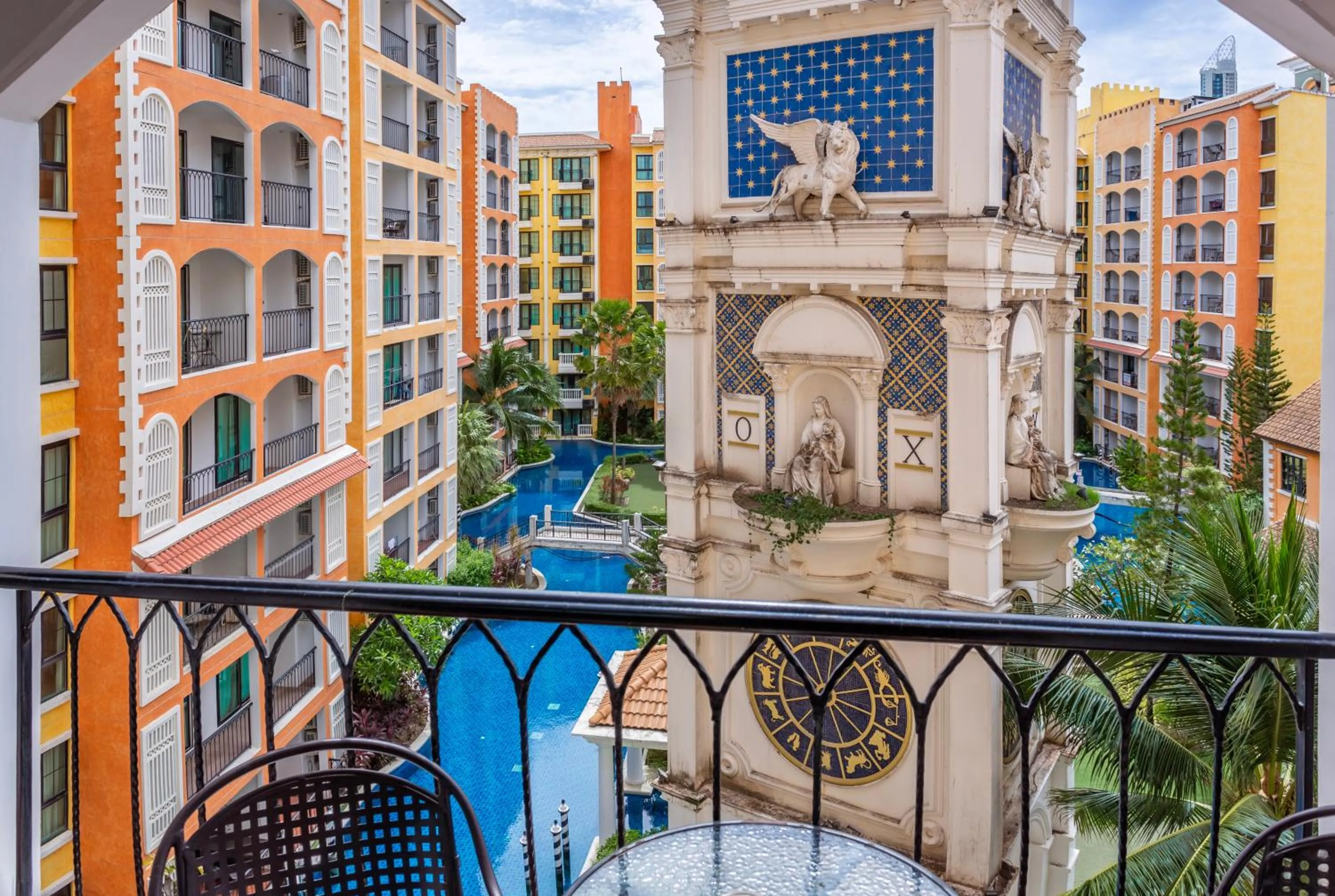 Property building in Venetian Resort Pattaya