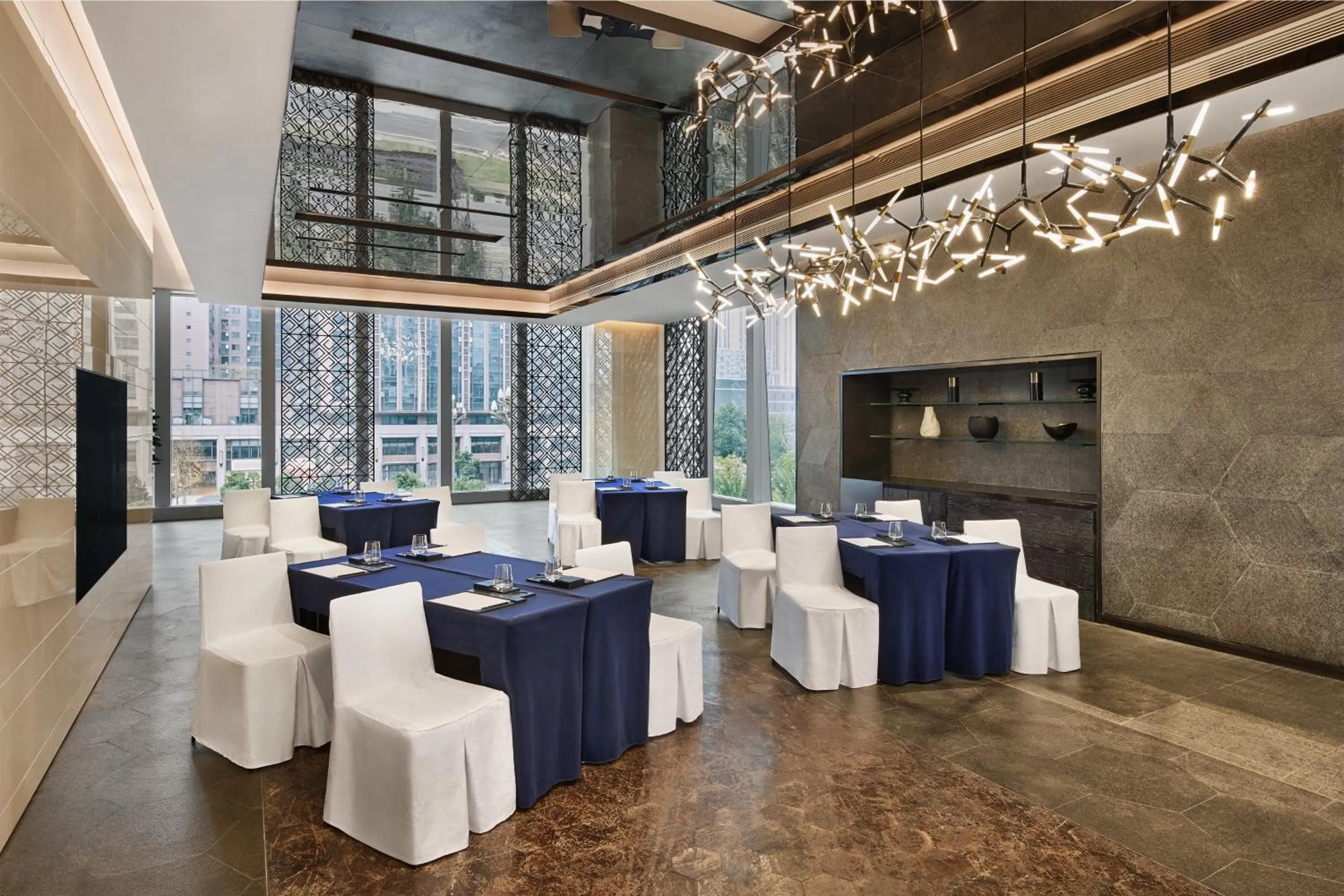 Meeting/conference room in Vignette Collection Palm Springs Hotel Chengdu by IHG