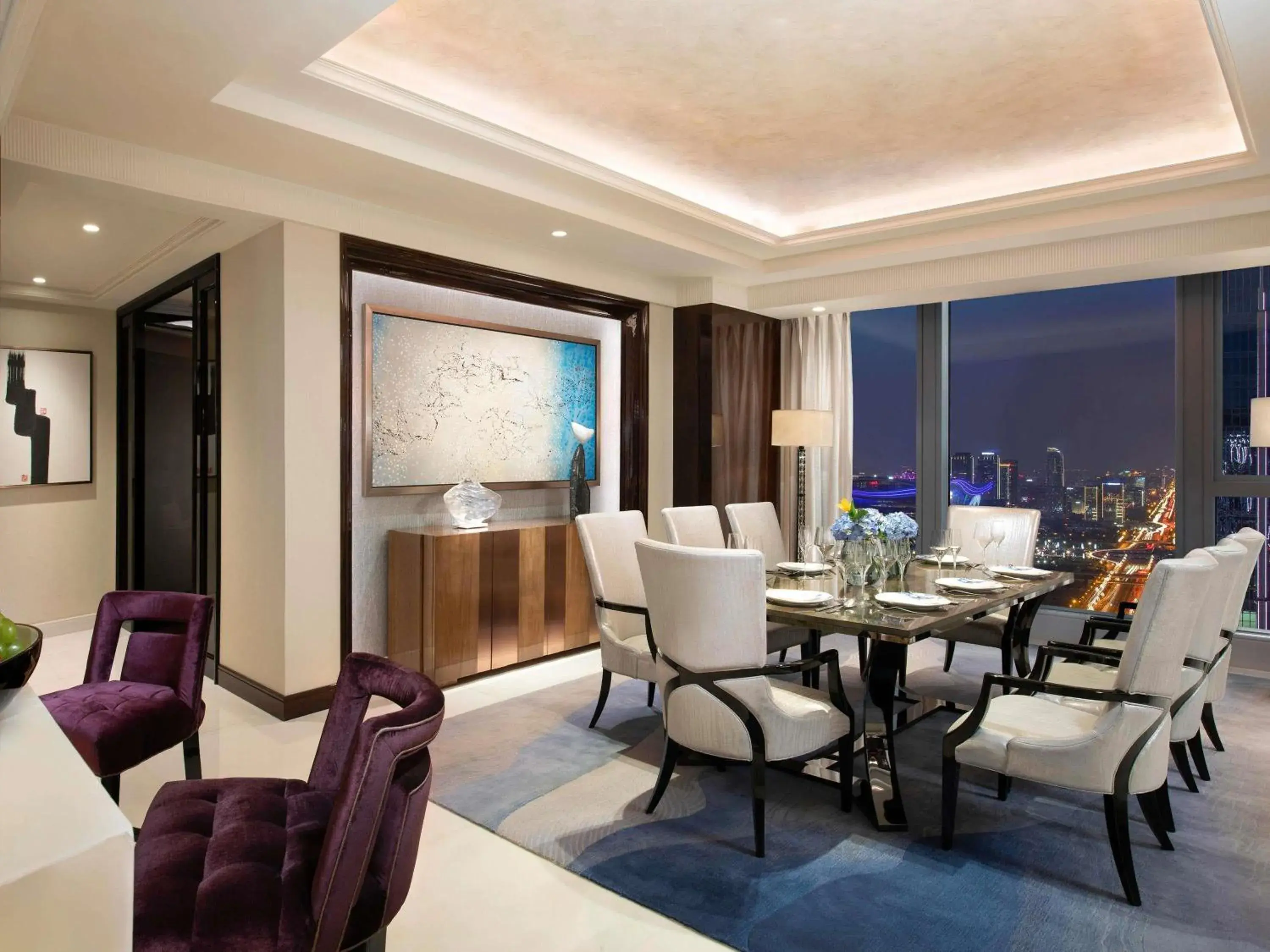 Bedroom in Fairmont Chengdu Bedroom in Fairmont Chengdu